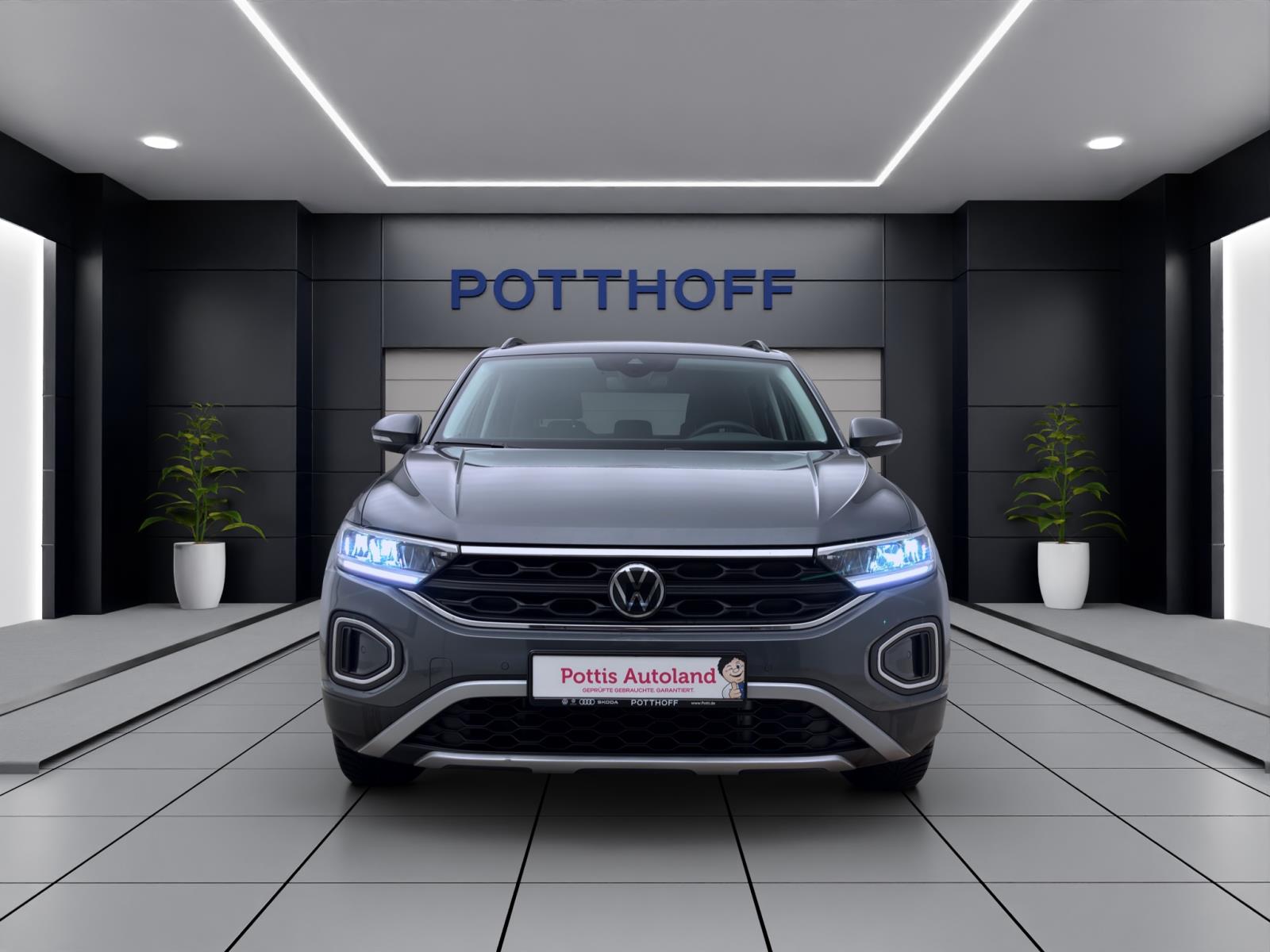 Volkswagen T-Roc 1.0 TSI LIFE NAVI PDC LED SITZHZG