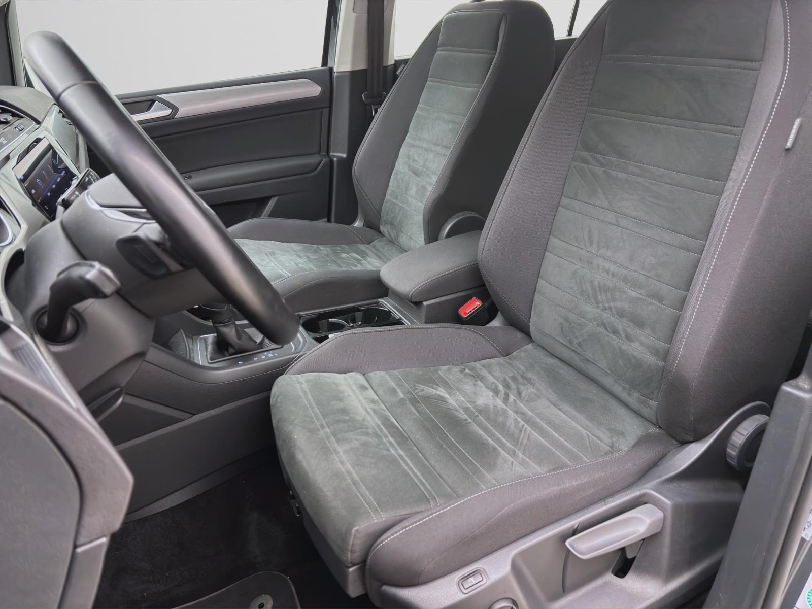 Volkswagen Touran 2.0 TDI DSG COMFORTLINE NAVI ACC KAMERA LED