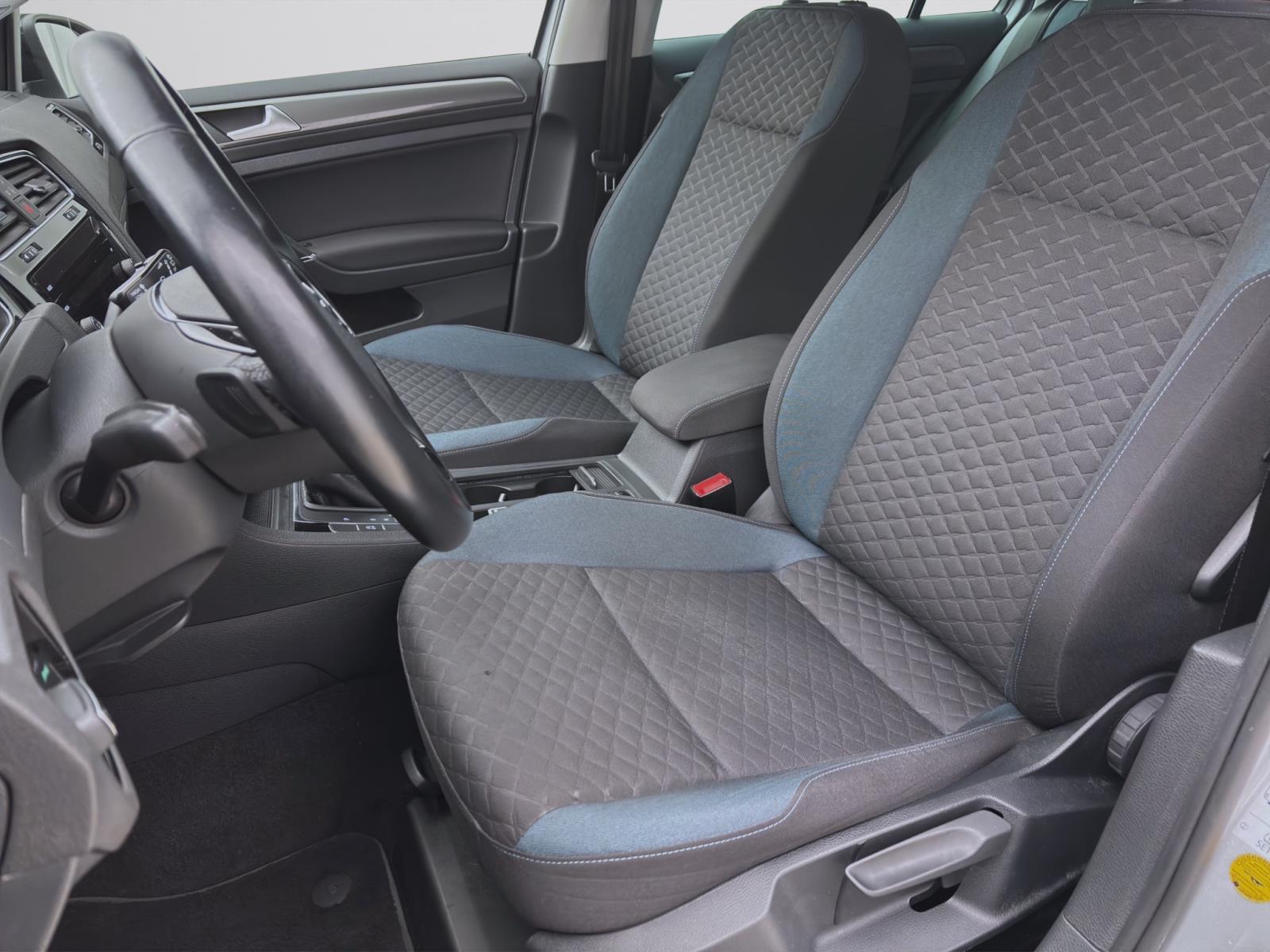 Volkswagen Golf Variant 1.5 TSI DSG IQ.DRIVE ACC PDC NAVI DYNAUDIO