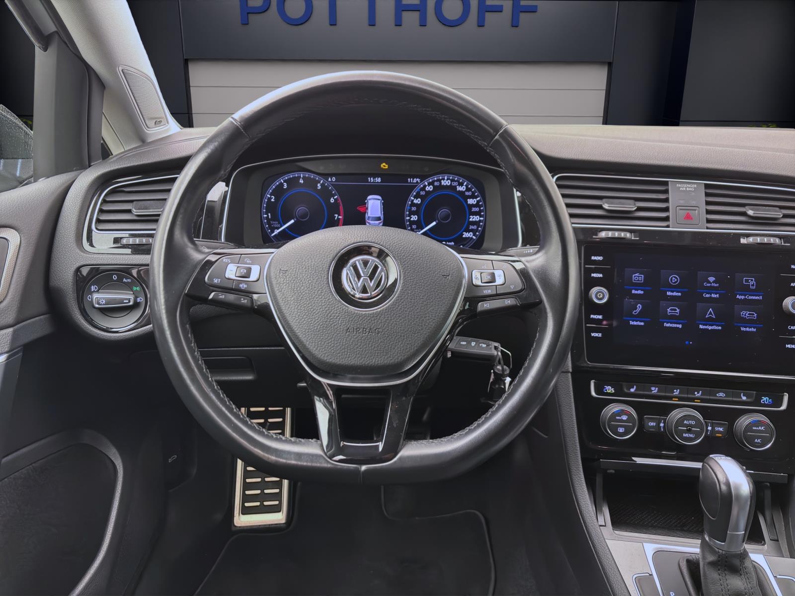 Volkswagen Golf Variant 1.5 TSI DSG IQ.DRIVE ACC PDC NAVI DYNAUDIO
