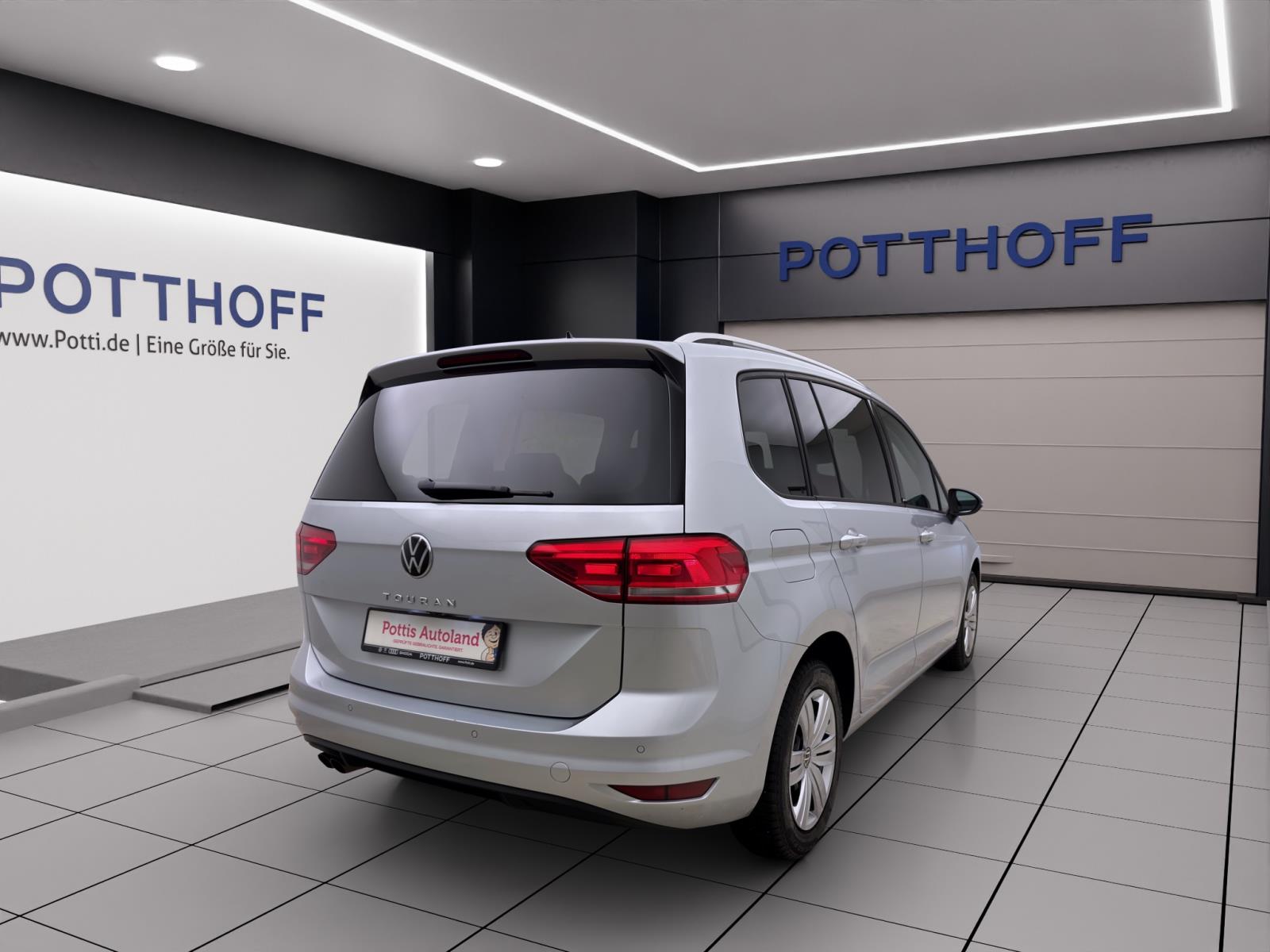 Volkswagen Touran 2.0 TDI DSG Active Standhzg AHK ACC DCC PDC Kamera IQ.Light Navi
