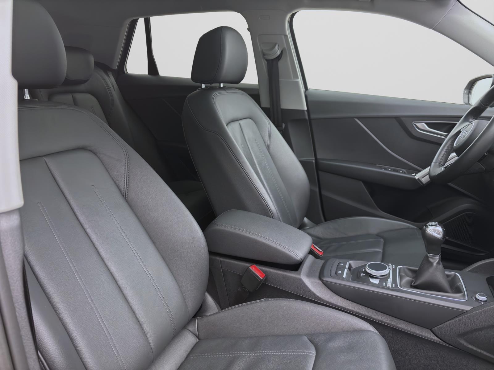 Audi Q2 35 TFSI PANO AHK PDC B&O KAMERA