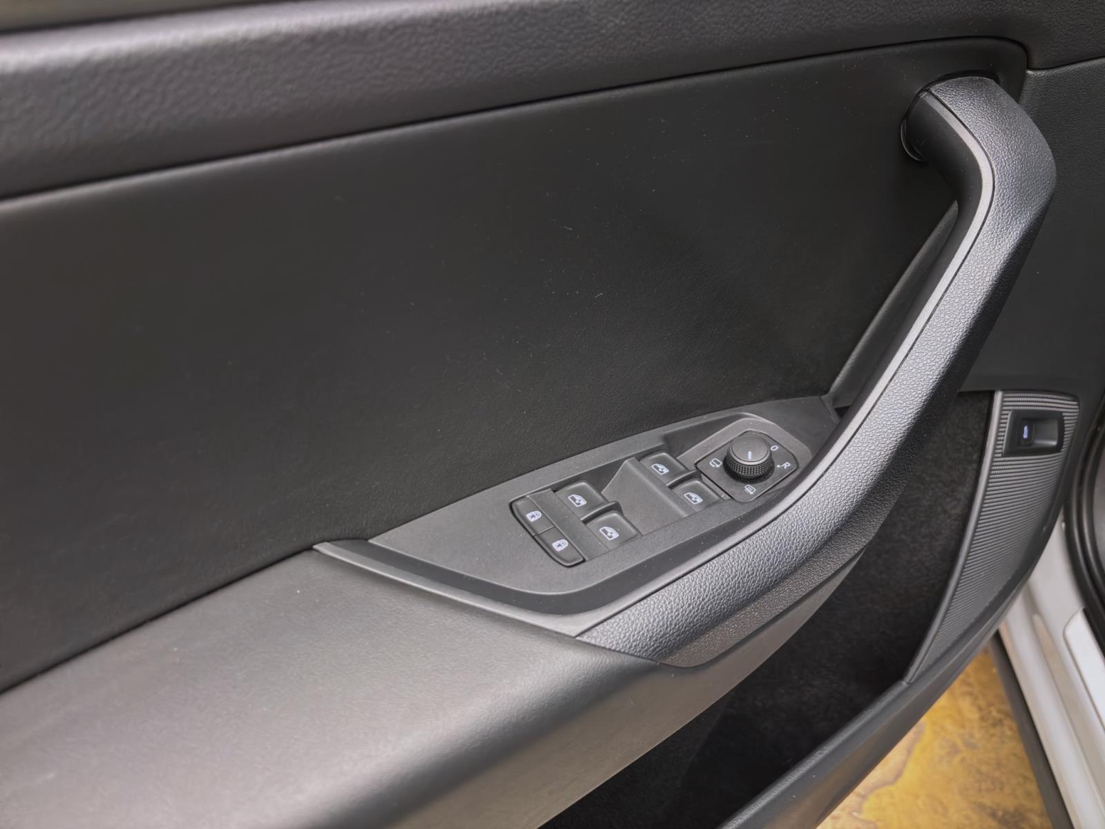 Skoda Kodiaq 2.0 TSI DSG 4x4 CLEVER PANO NAVI ACC KAMERA