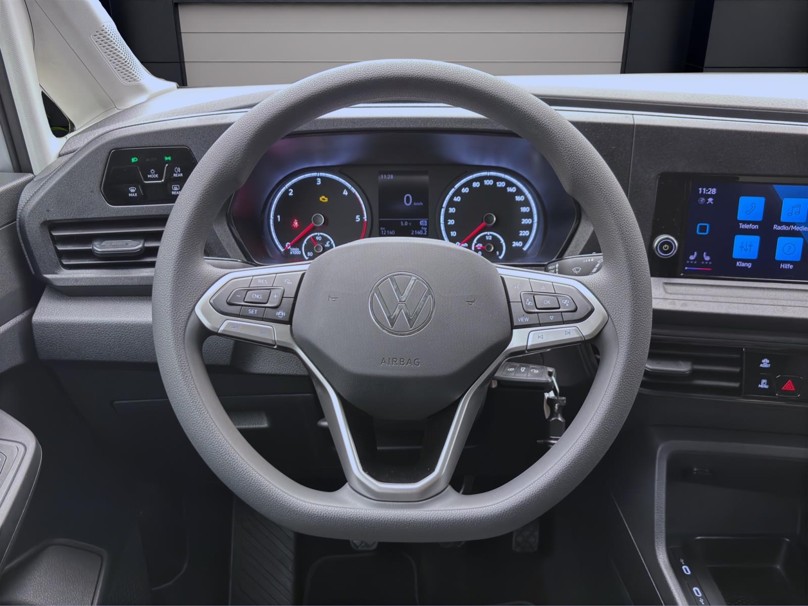 Volkswagen Caddy 2.0 TDI 5-SITZER KLIMA SITZHZG PDC DAB+