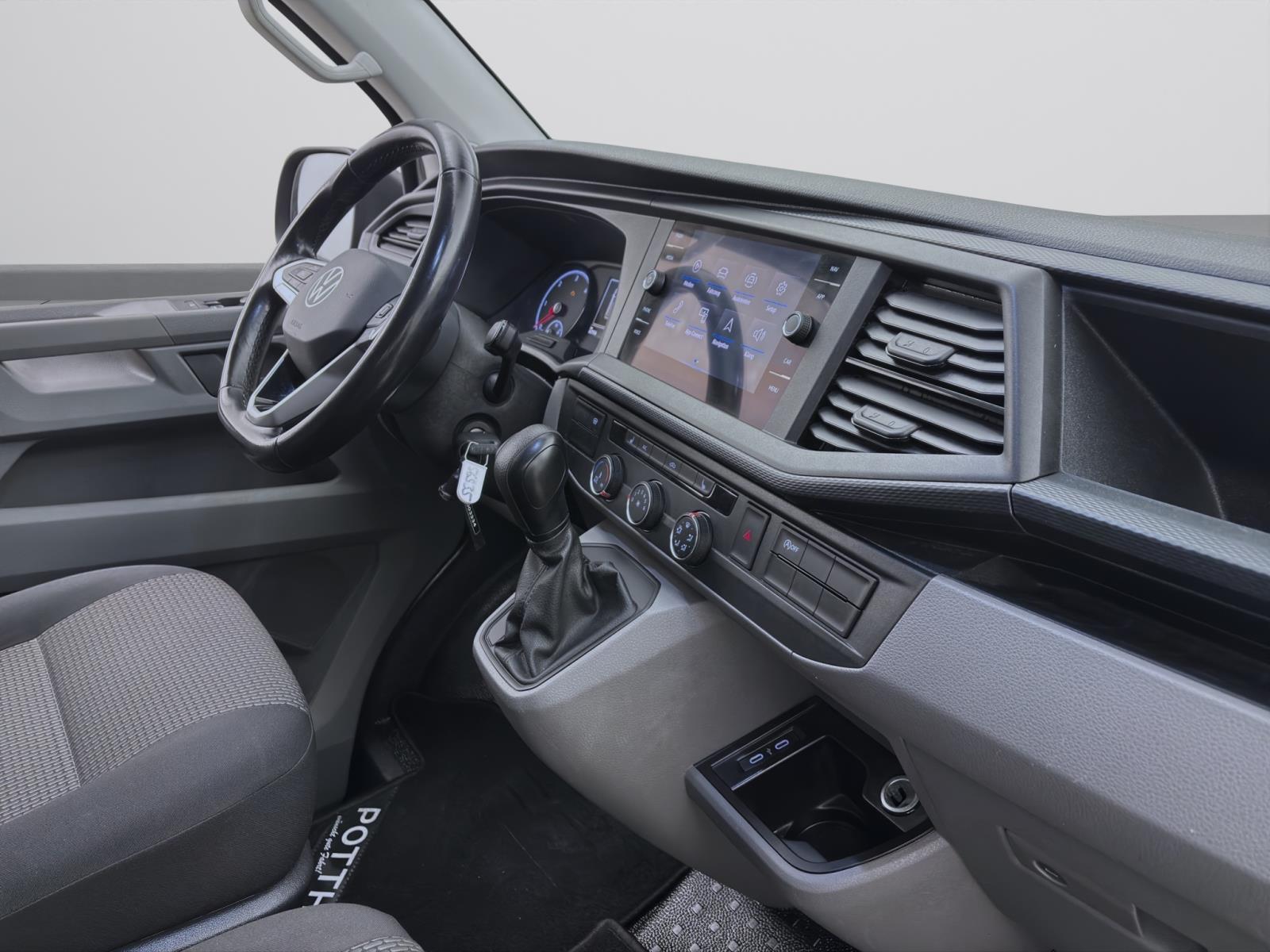 Volkswagen T6.1 Transporter Kasten 2,0 DSG TDI Navi/AHK/Klima