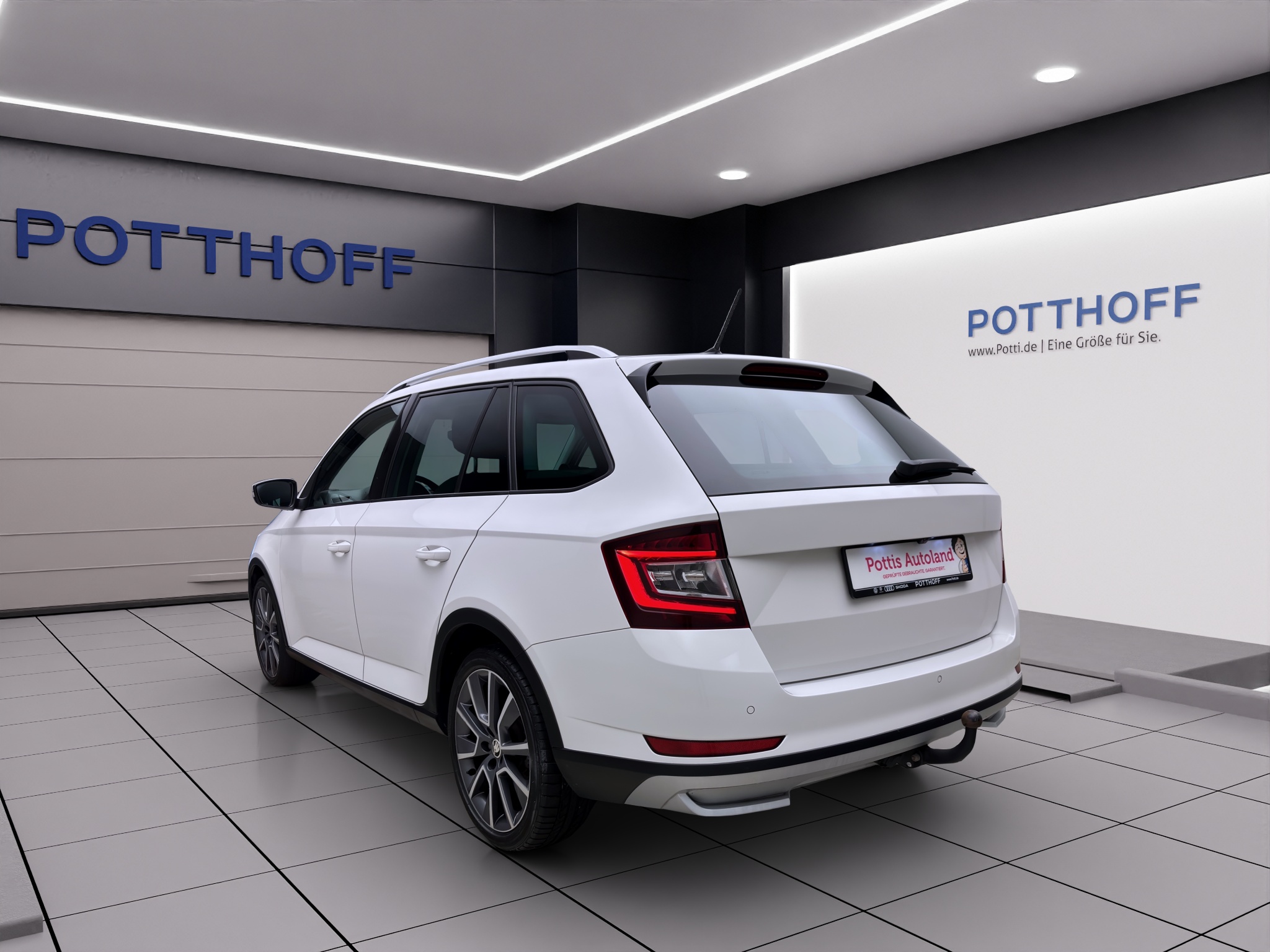 Skoda Fabia 1.0 TSI ScoutLine PDC Navi Sitzhzg LightAssist Climatronic