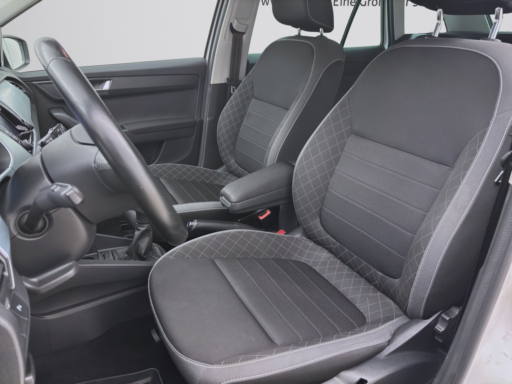 Skoda Fabia 1.0 TSI ScoutLine PDC Navi Sitzhzg LightAssist Climatronic