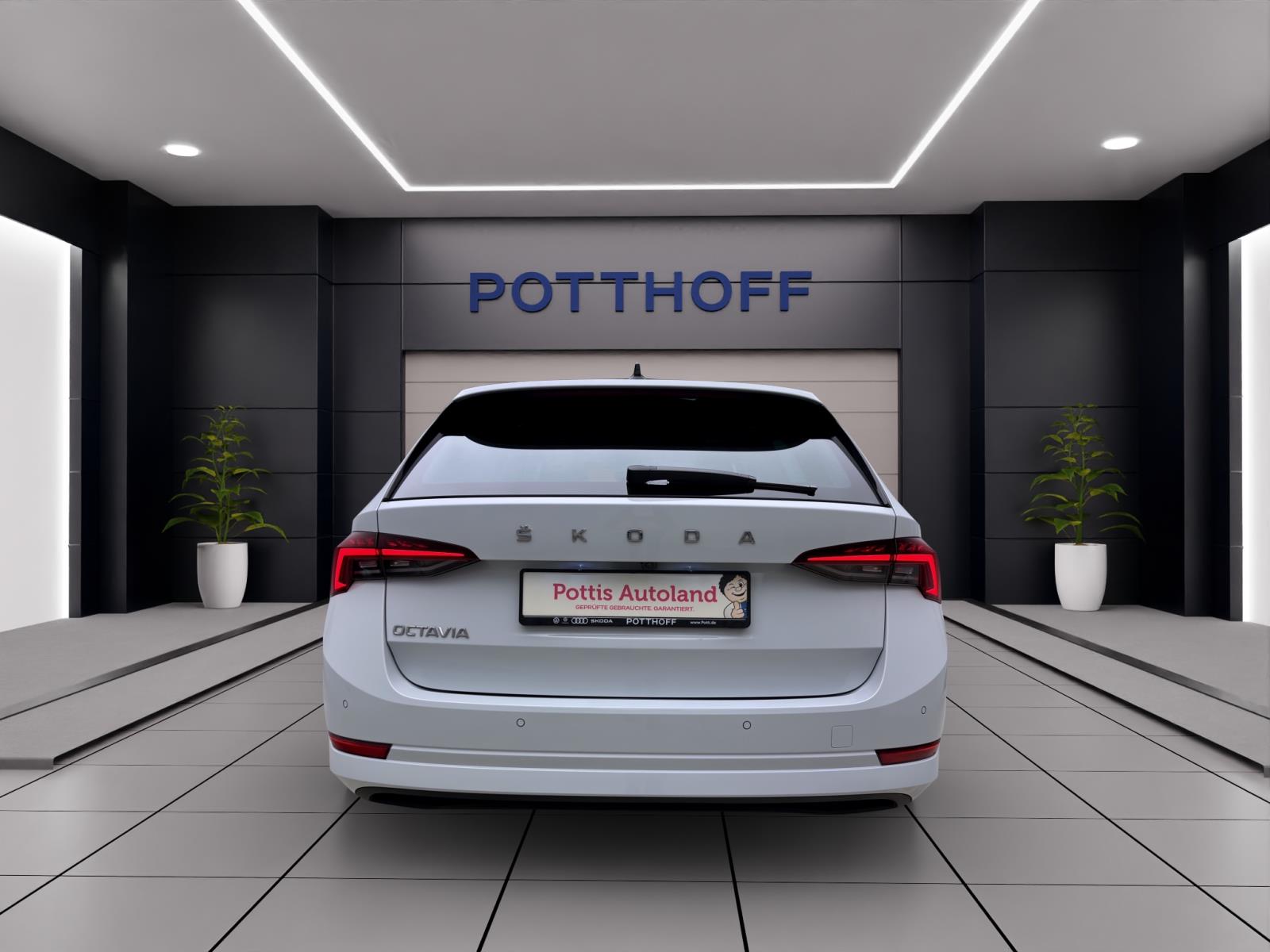 Skoda Octavia Combi 2.0 TDI DSG Style Pano AHK ACC PDC LED Navi Sitzhzg HUD