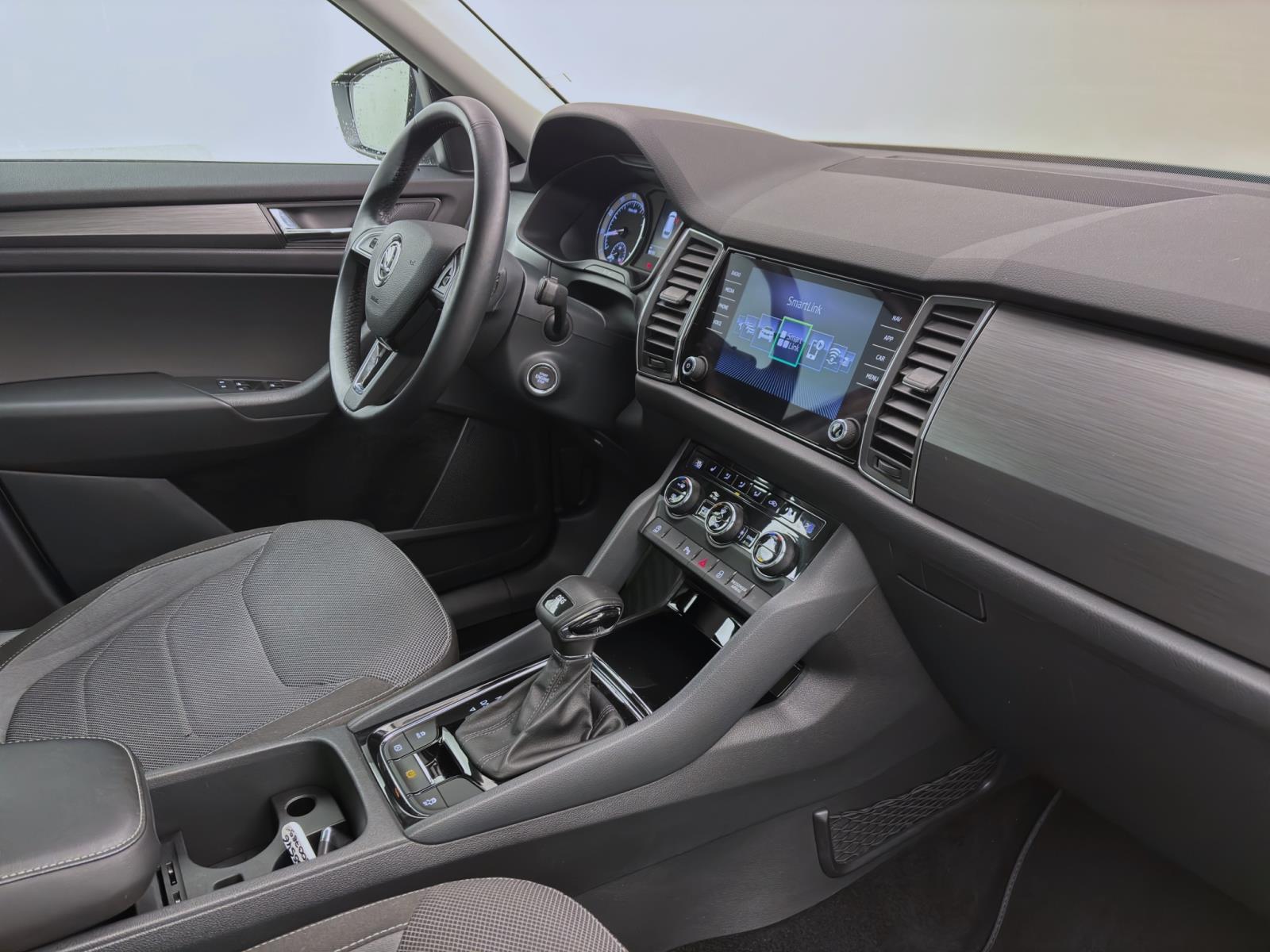 Skoda Kodiaq 2.0 TSI DSG 4x4 AMBITION NAVI SITZHZG ICC PDC