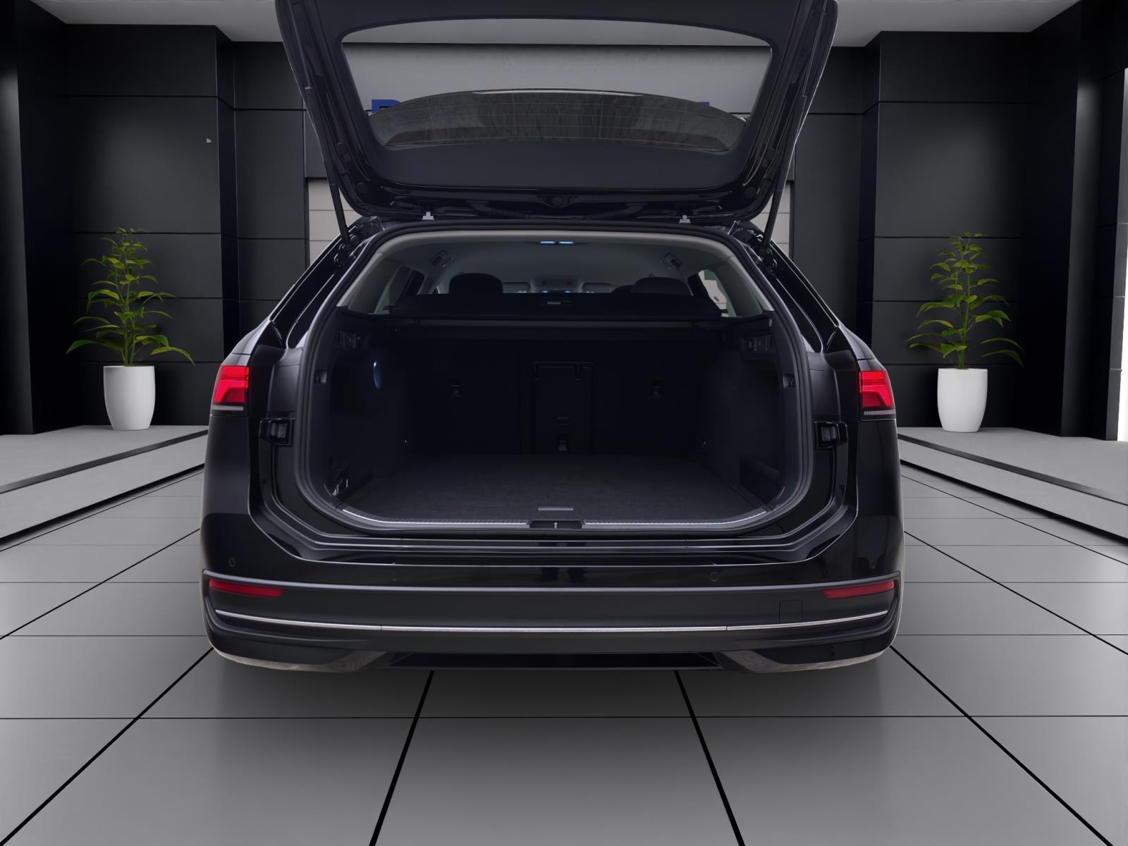 Volkswagen Passat Variant 1.5 eTSI DSG Business AHK ACC PDC Kamera LED Navi Sitzhzg