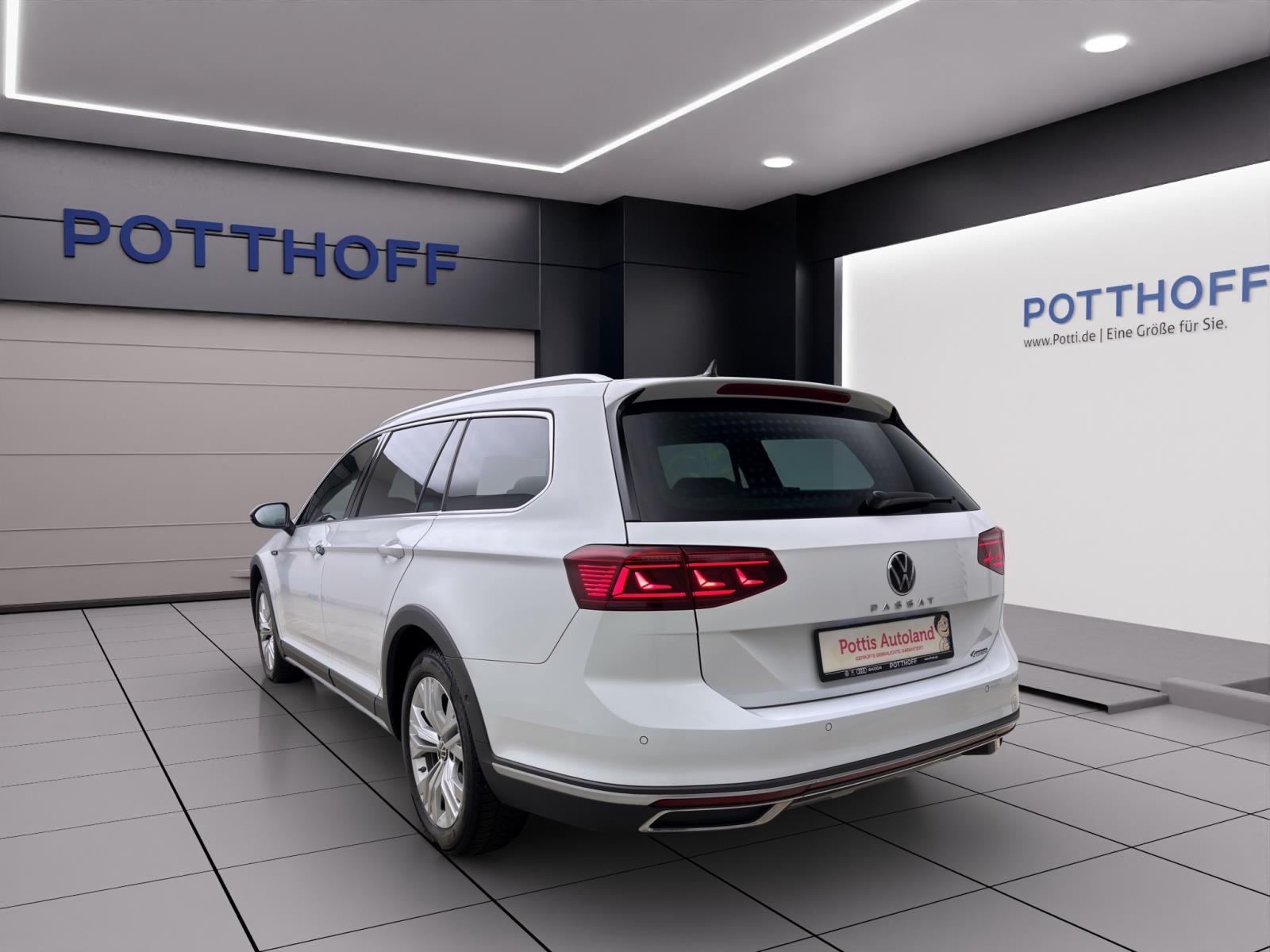 Volkswagen Passat Alltrack 2.0 TDI DSG 4M AHK NAVI ACC KAMERA