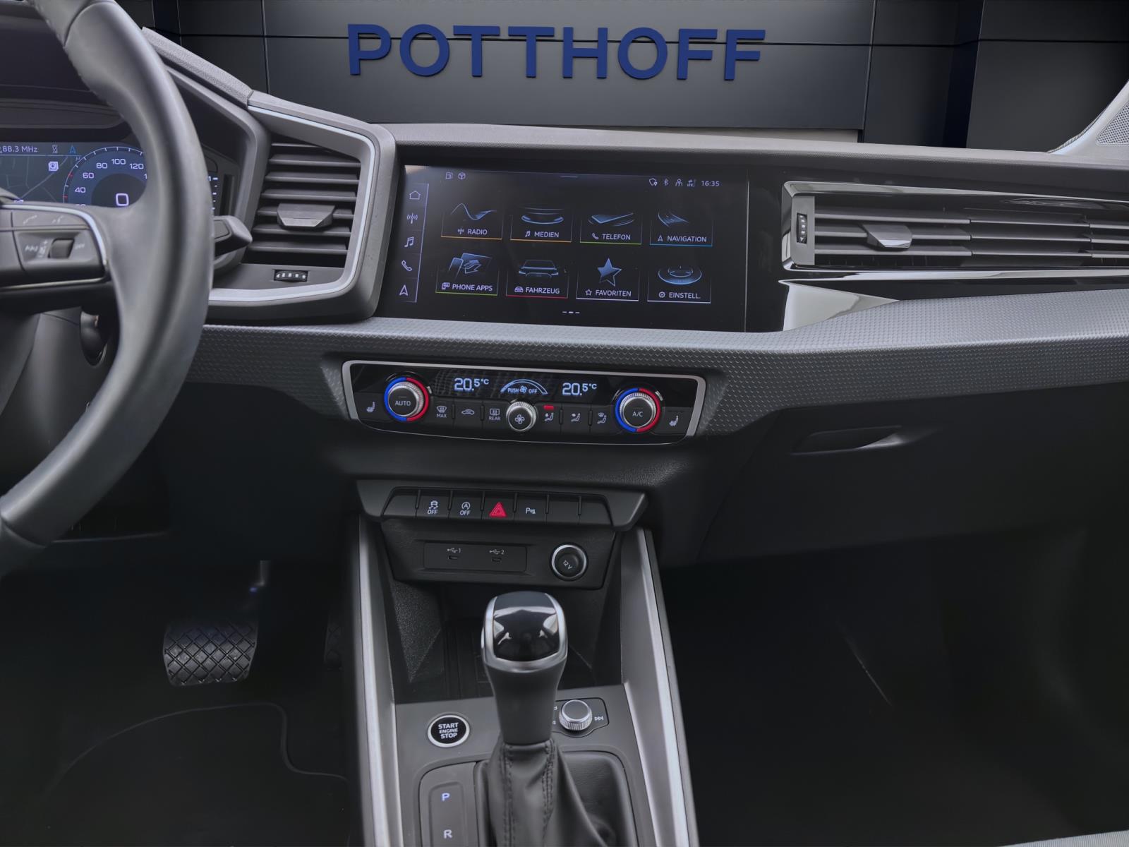 Audi A1 Sportback 25 TFSI S LINE NAVI LED SITZHZG PDC