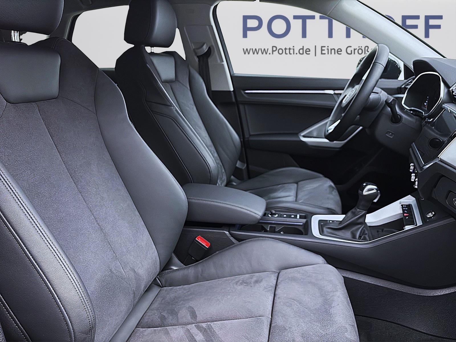 Audi Q3 Sportback 45 TFSIe S LINE AHK NAVI+ PDC SITZHZG