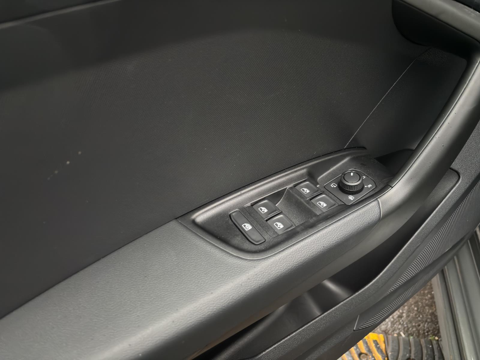 Audi A1 Sportback 30 TFSI S LINE LED DYN.BLINKER SITZHZG