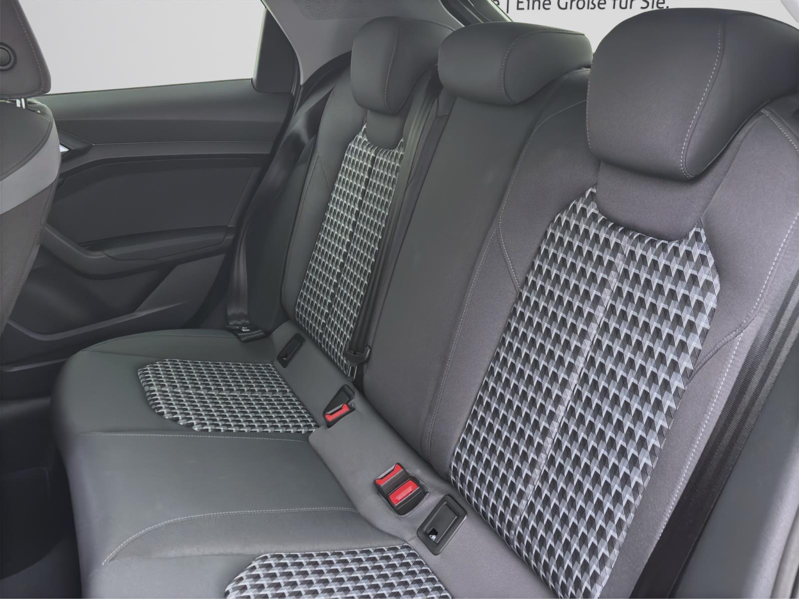 Audi A1 Sportback 30 TFSI S LINE LED DYN.BLINKER SITZHZG
