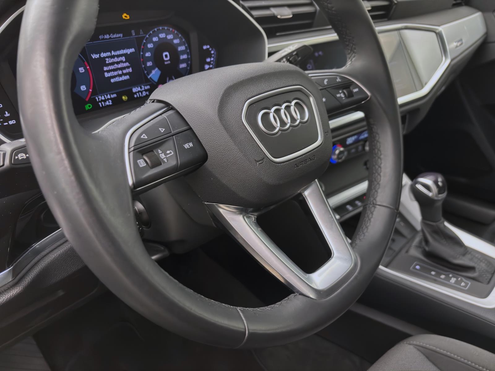 Audi Q3 35 TDI S line AHK Kamera Navi Sitzhzg VirtCockpit