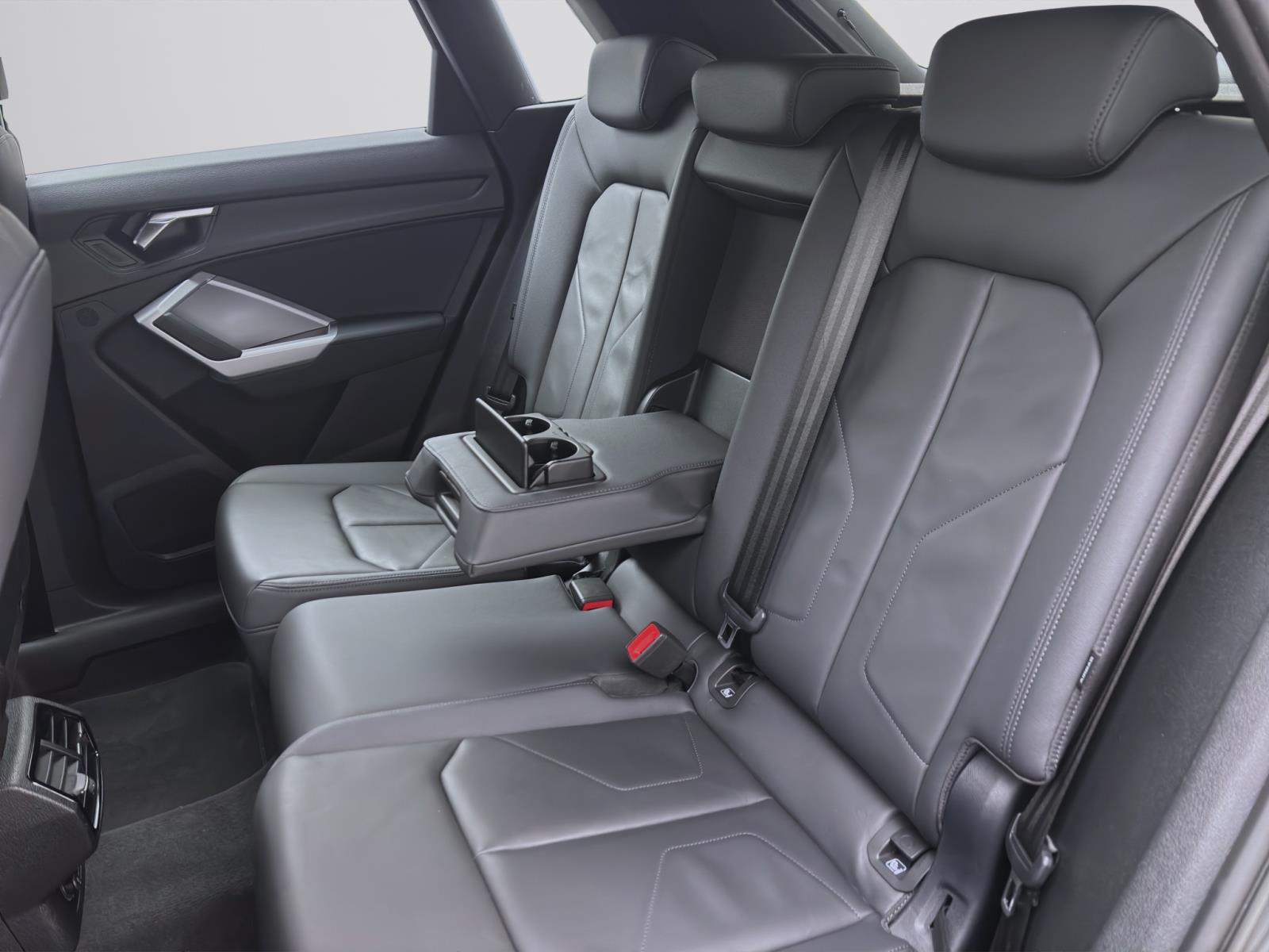 Audi Q3 40 TDI Q ADVANCED AHK KAMERA NAVI+ GRA
