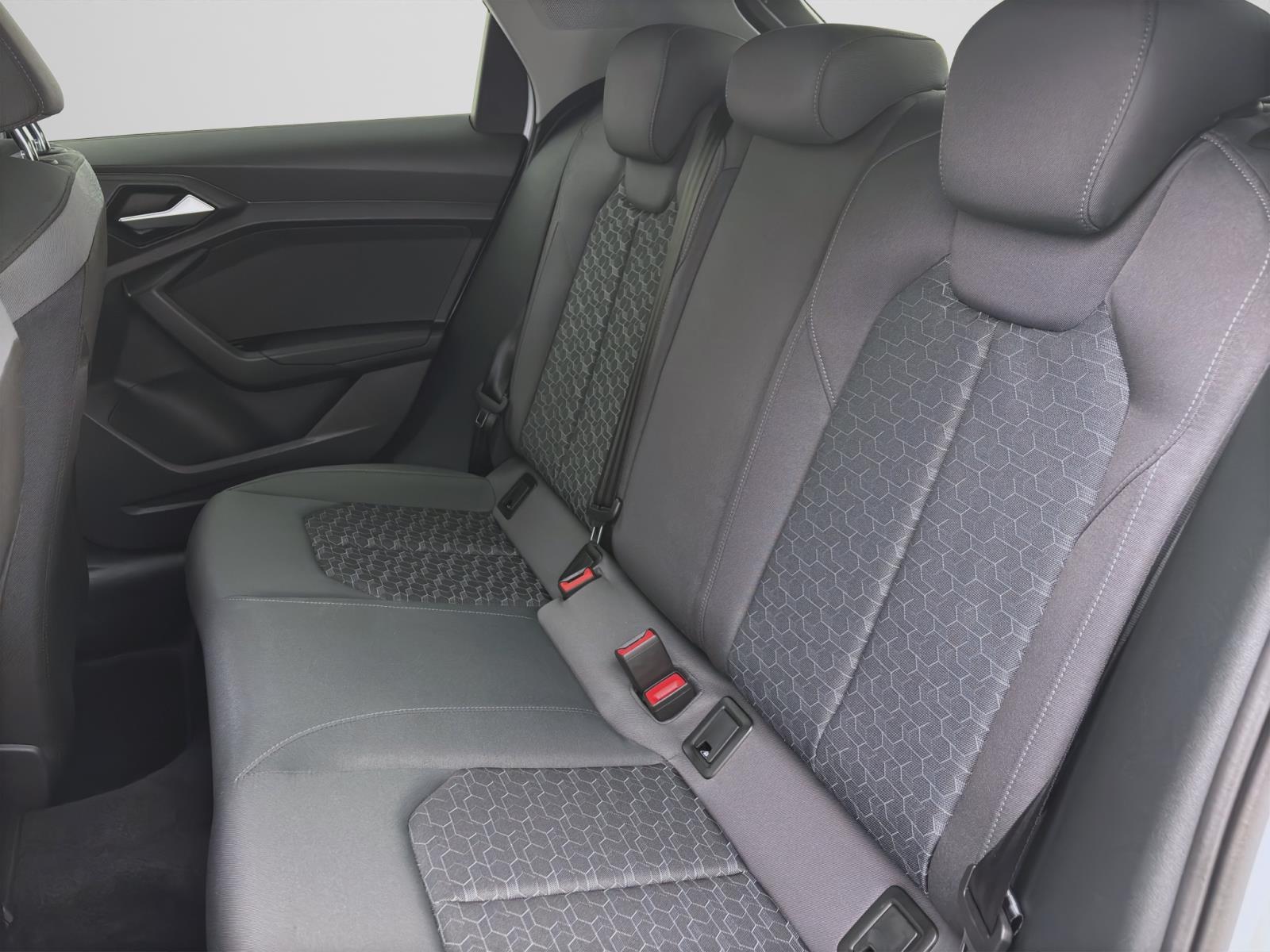 Audi A1 allstreet 30 TFSI SITZHZG GRA SPORTSITZE