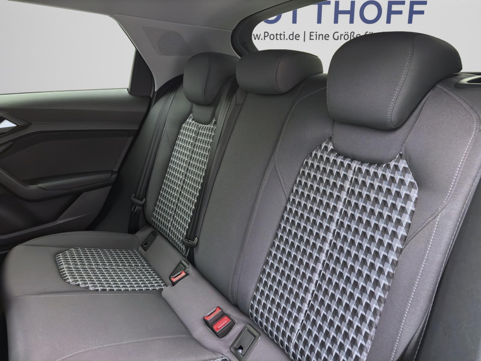 Audi A1 Sportback 30 TFSI S LINE LED DYN.BLINKER SITZHZG