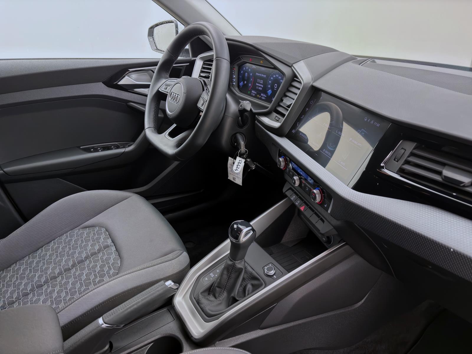 Audi A1 allstreet 30 TFSI SITZHZG GRA SPORTSITZE