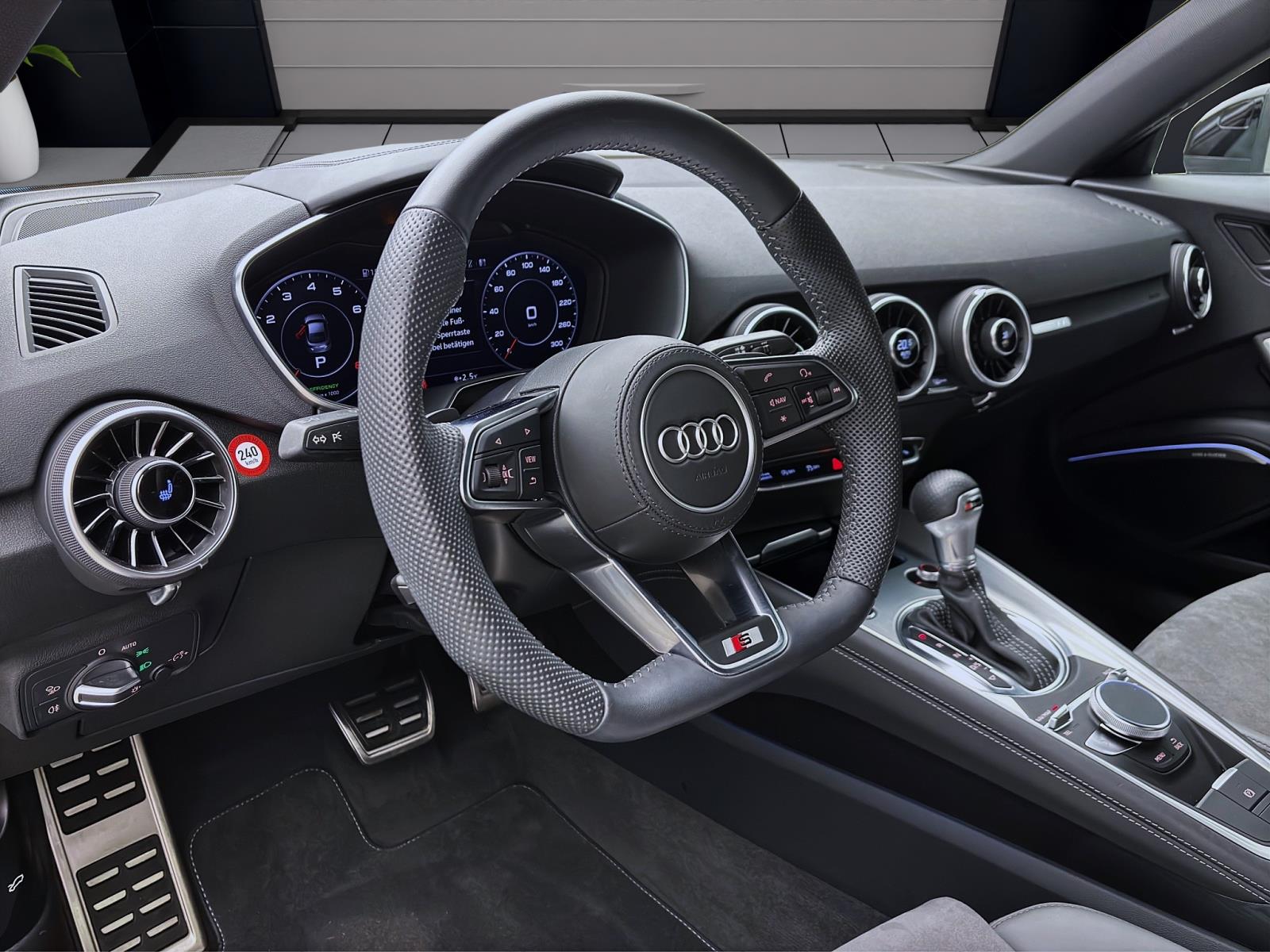Audi TT Coupe 45 TFSI S LINE NAVI+ LED B&O GRA