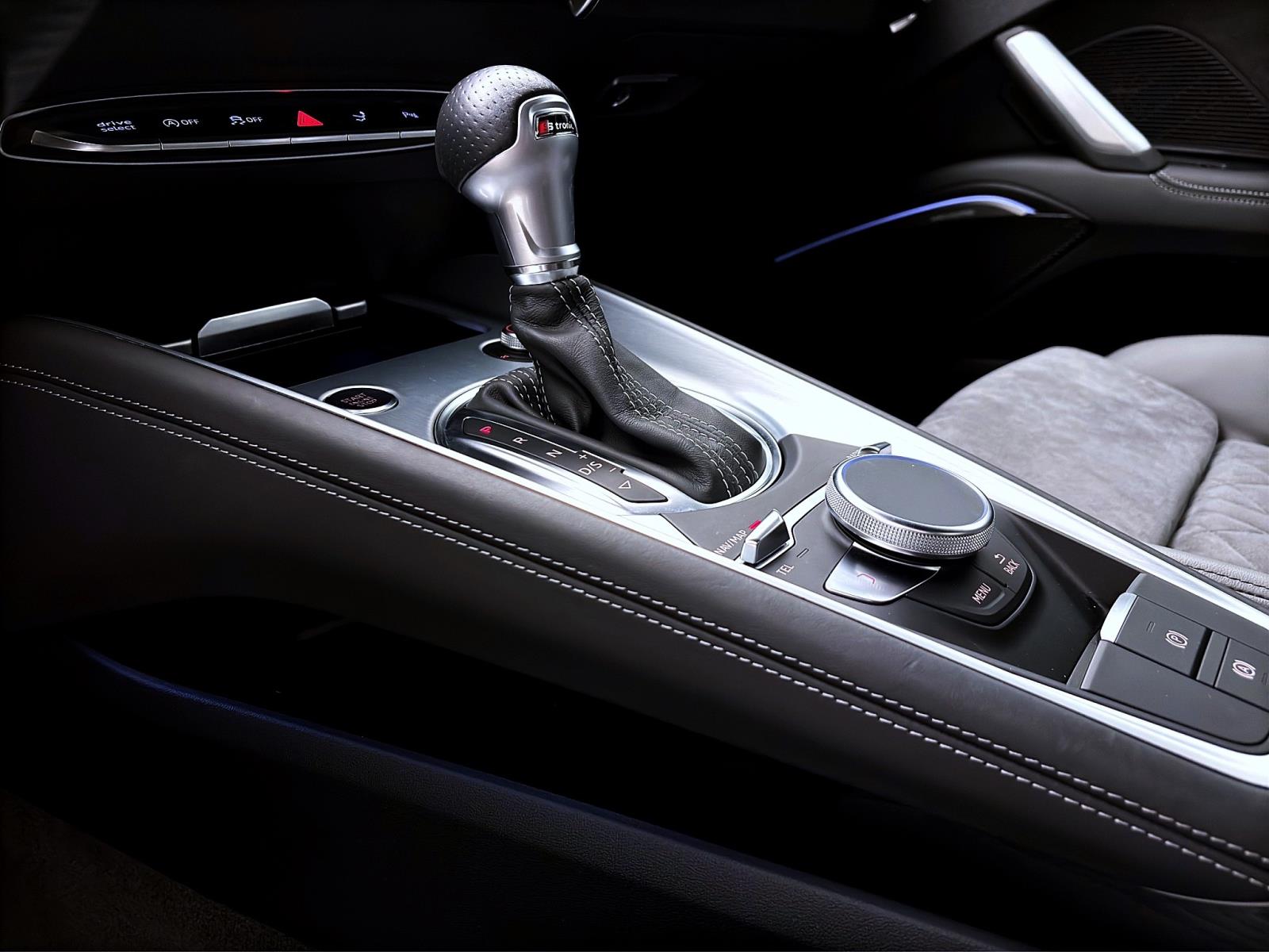 Audi TT Coupe 45 TFSI S LINE NAVI+ LED B&O GRA