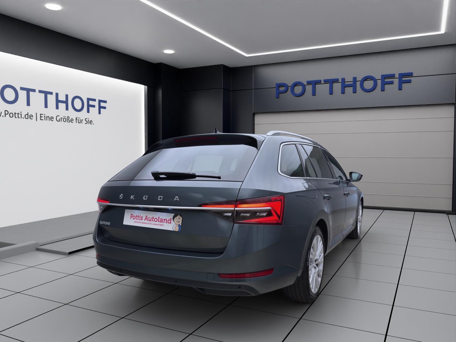 Skoda Superb Combi 2.0 TDI DSG STYLE PANO NAVI ACC LED