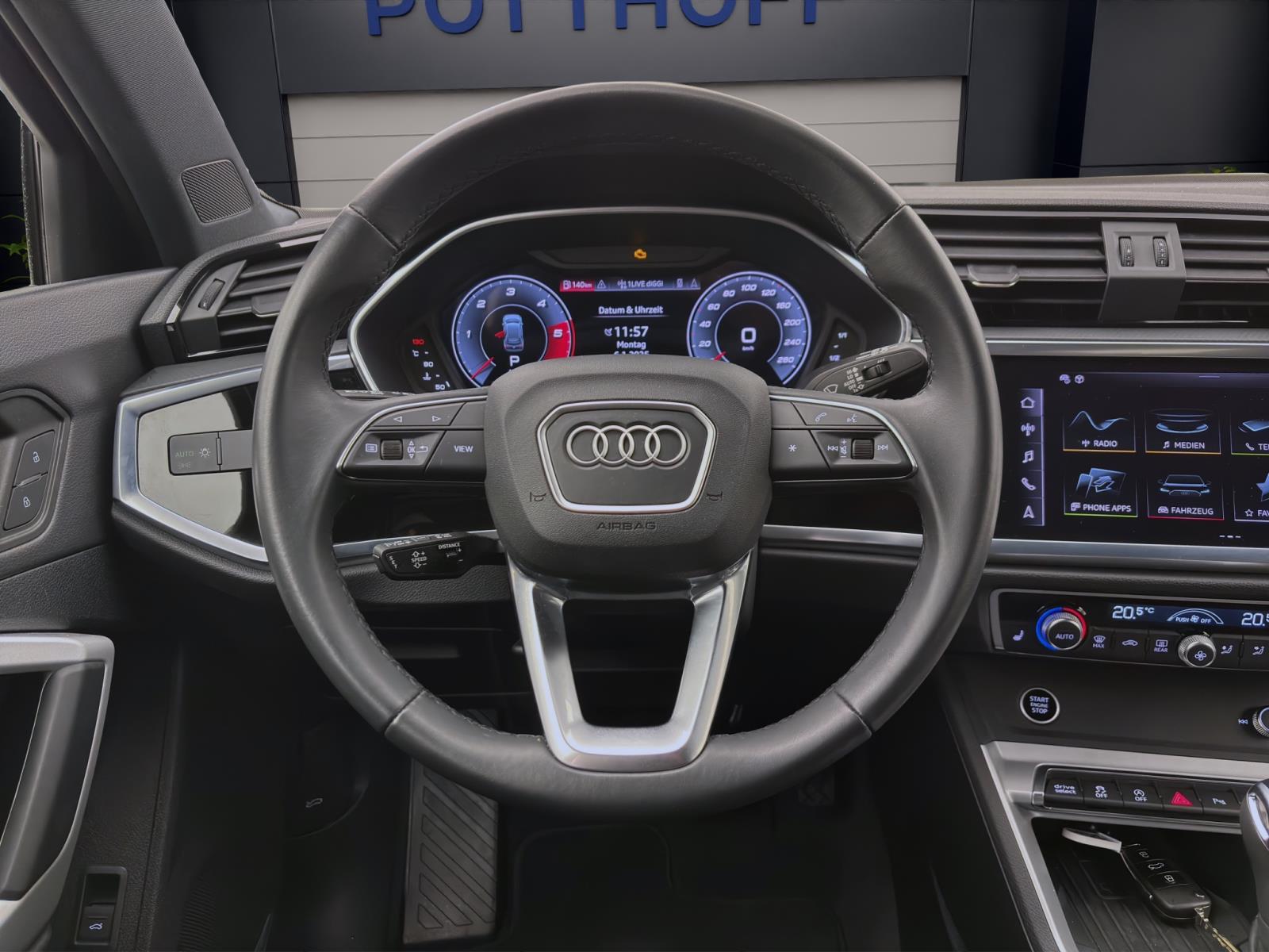 Audi Q3 35 TDI ADVANCED KAMERA NAVI+ GRA PDC