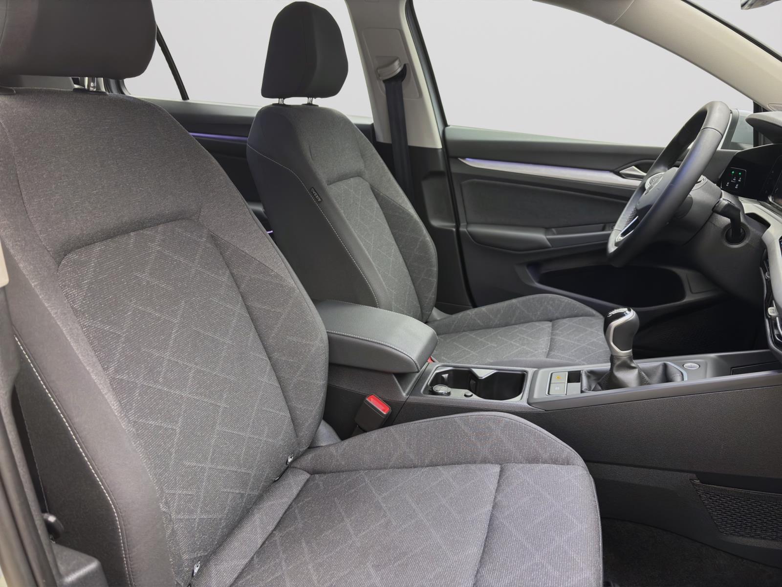 Volkswagen Golf Variant 1.0 TSI LIFE STANDHZG NAVI ACC PDC