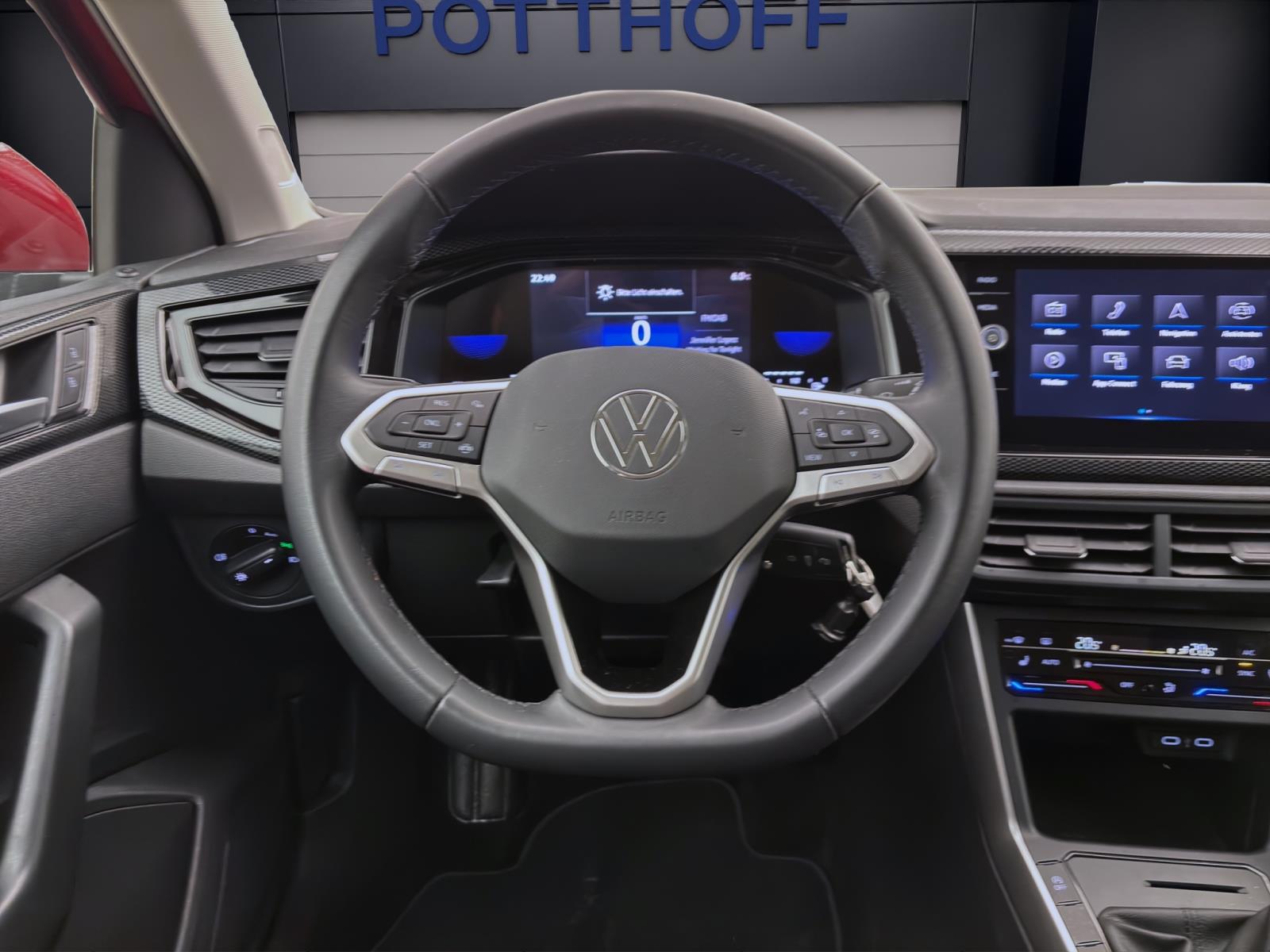 Volkswagen Polo 1.0 MPI LIFE NAVI PDC LED SITZHZG
