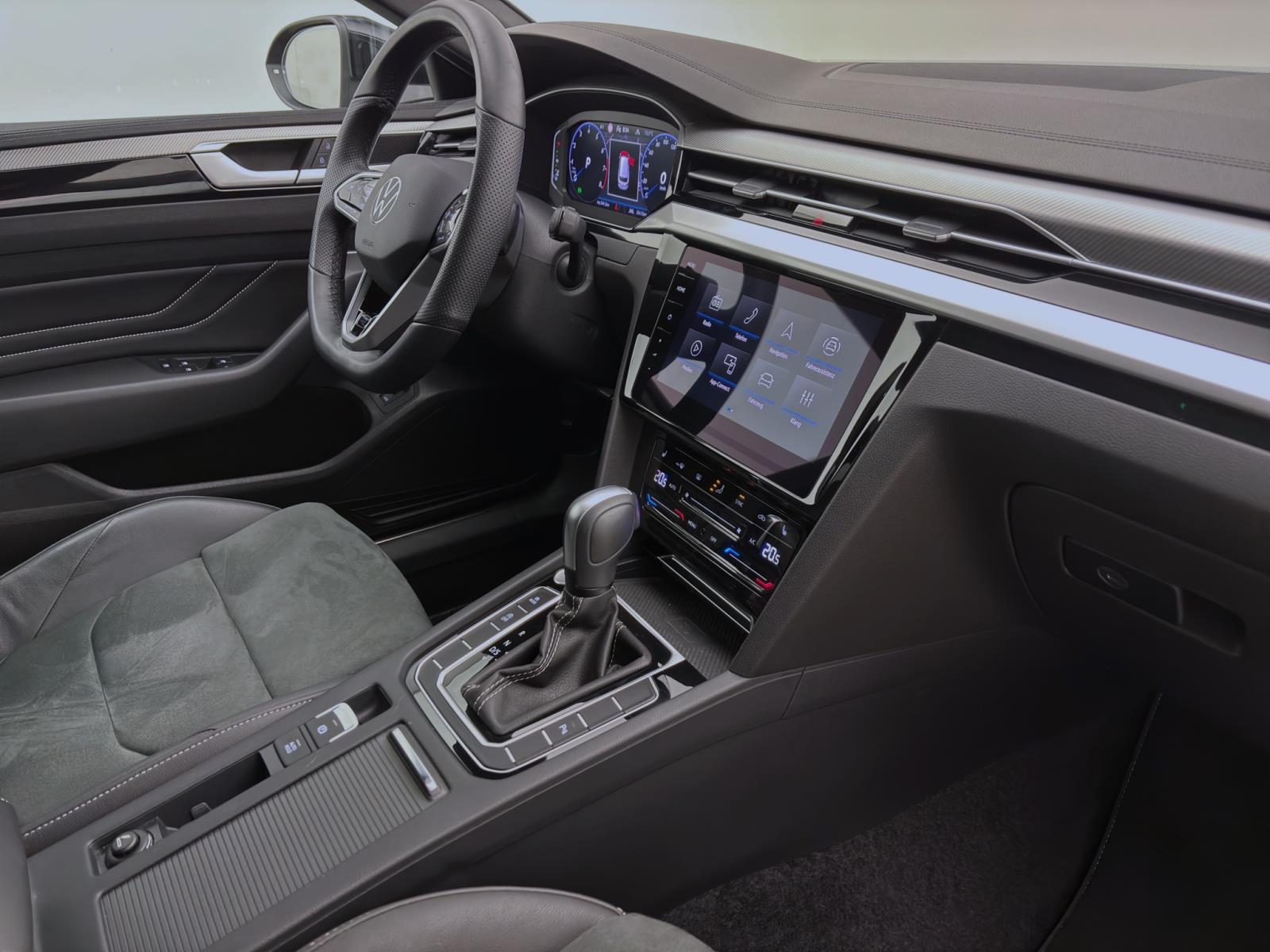 Volkswagen Arteon Shooting Brake 2.0 TSI DSG R-LINE AHK ACC IQ.LIGHT NAVI