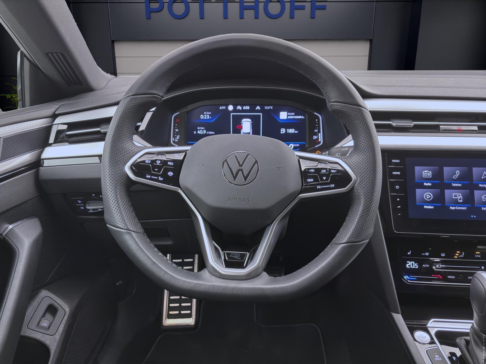 Volkswagen Arteon Shooting Brake 2.0 TSI DSG R-LINE AHK ACC IQ.LIGHT NAVI