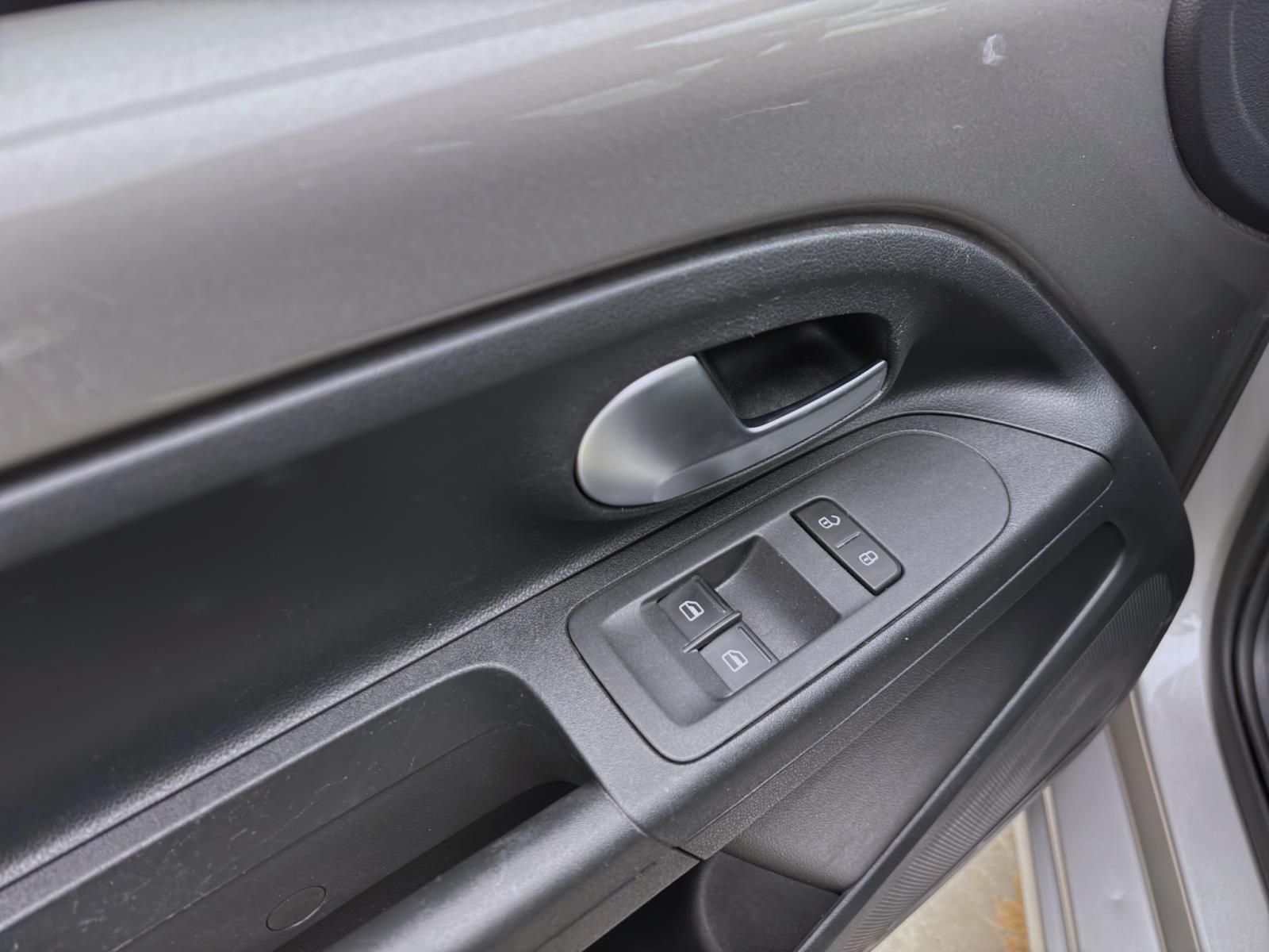 Volkswagen e-up! e-move up! KAMERA PDC MAPS+MORE GRA
