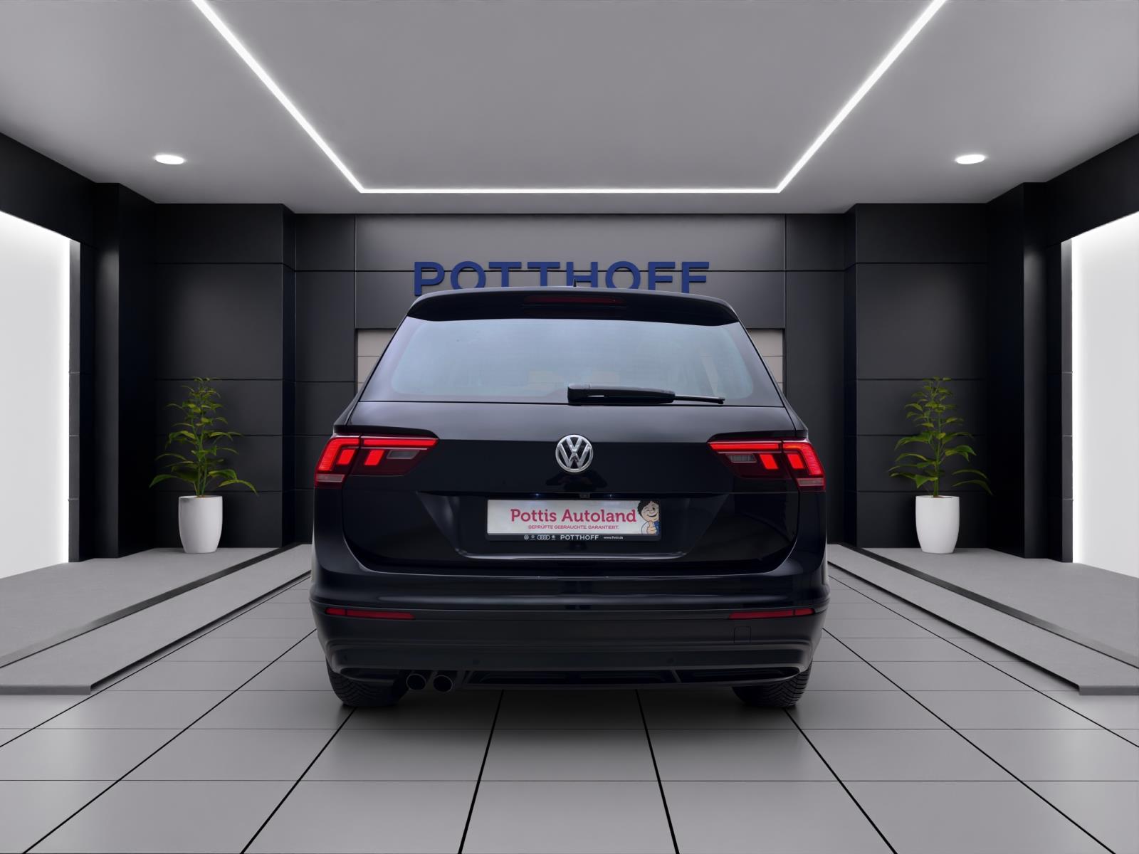 Volkswagen Tiguan 2.0 TDI DSG IQ.DRIVE PANO AHK ACC NAVI