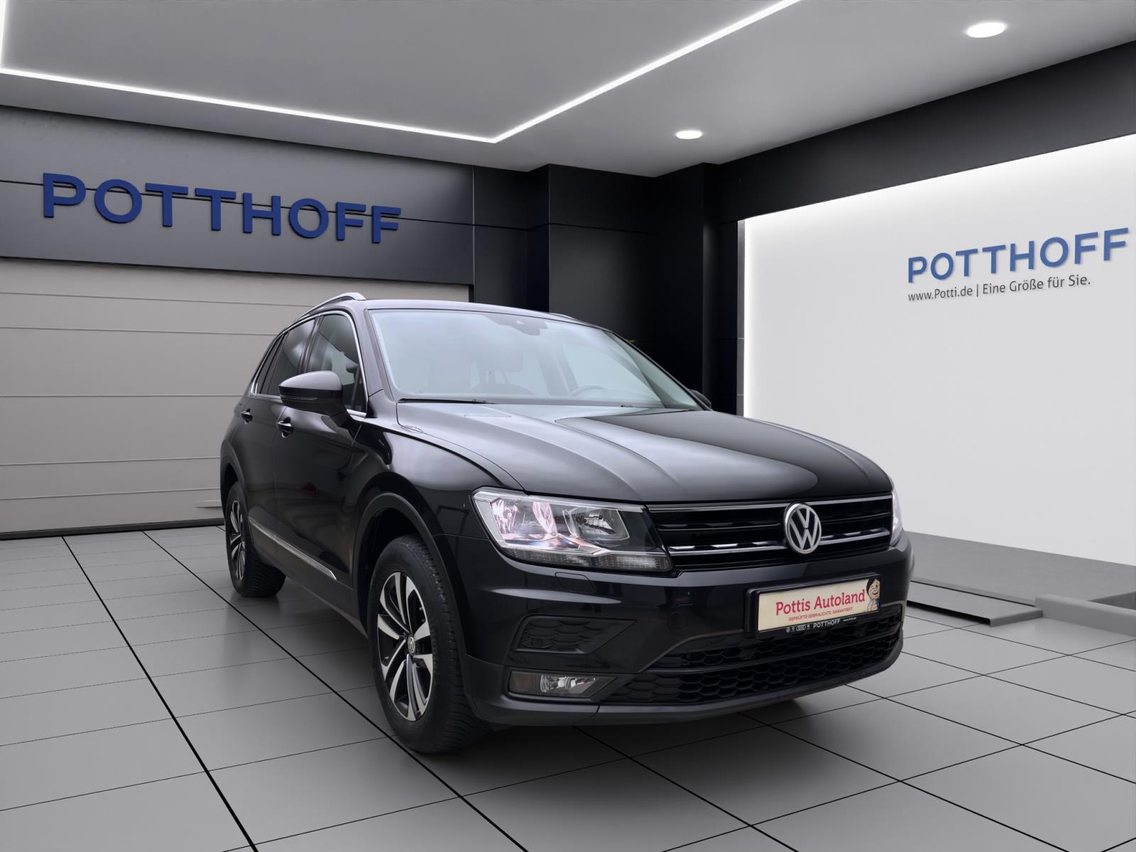 Volkswagen Tiguan 2.0 TDI DSG IQ.DRIVE PANO AHK ACC NAVI