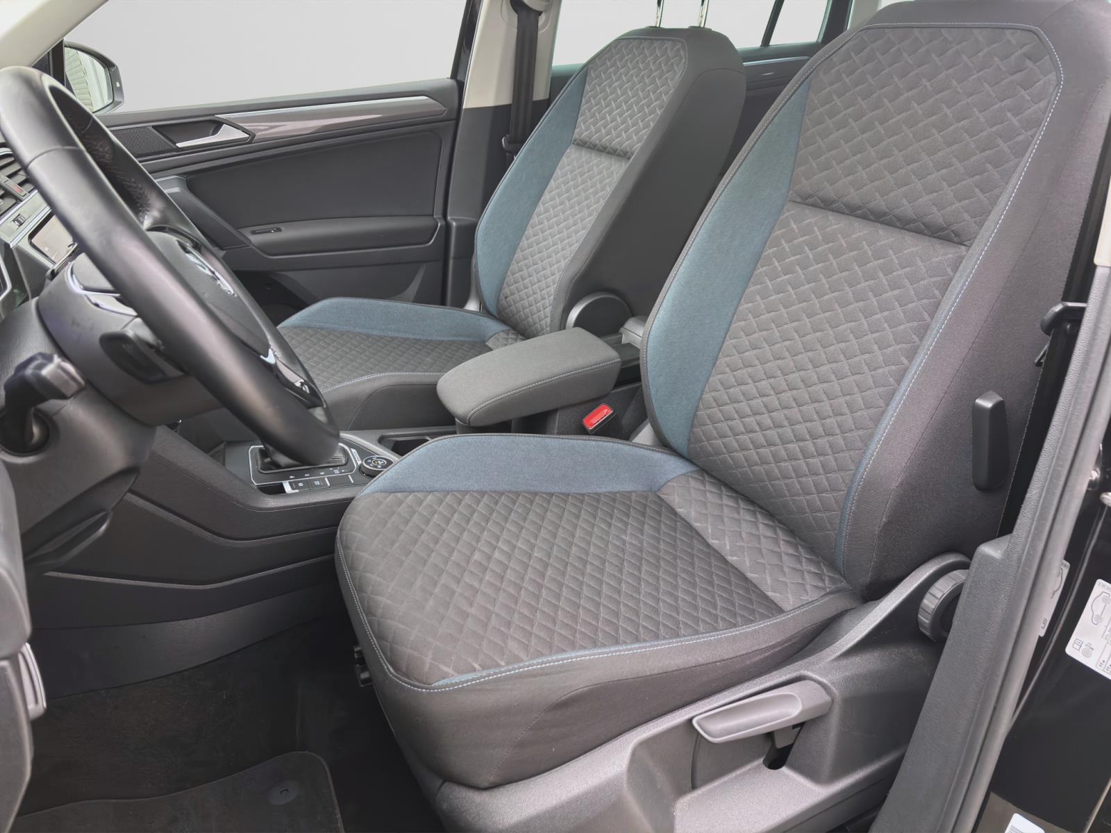 Volkswagen Tiguan 2.0 TDI DSG IQ.DRIVE PANO AHK ACC NAVI