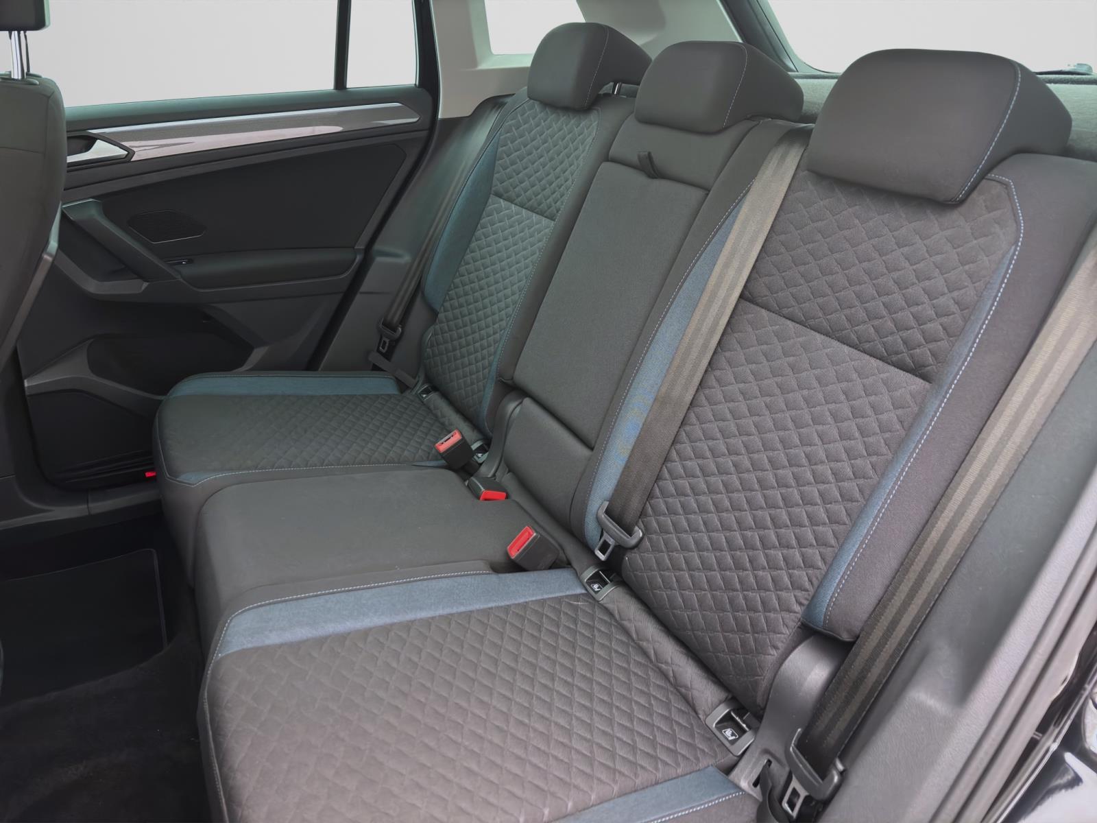 Volkswagen Tiguan 2.0 TDI DSG IQ.DRIVE PANO AHK ACC NAVI