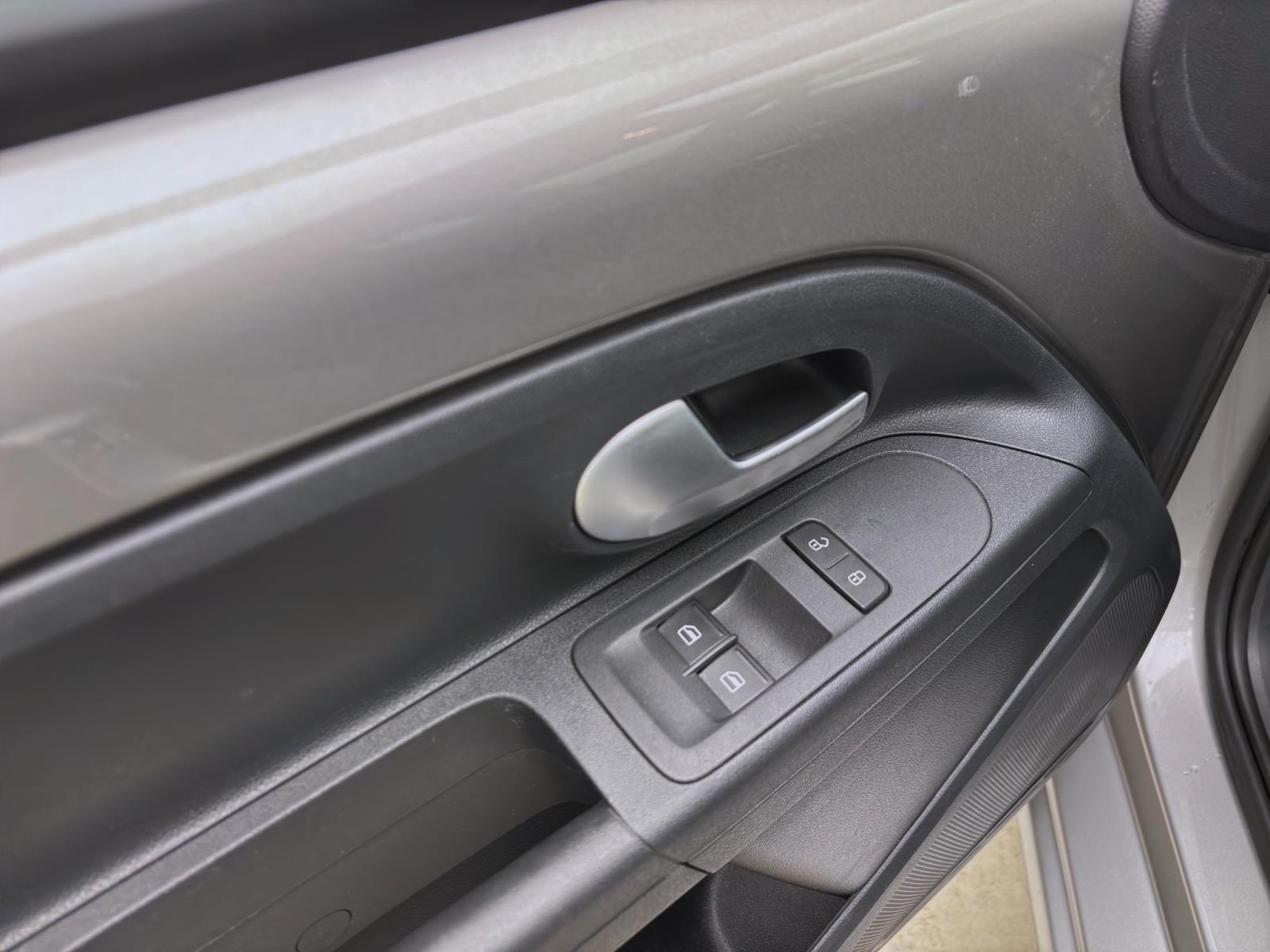 Volkswagen e-up! e-move up! KAMERA PDC MAPS+MORE GRA