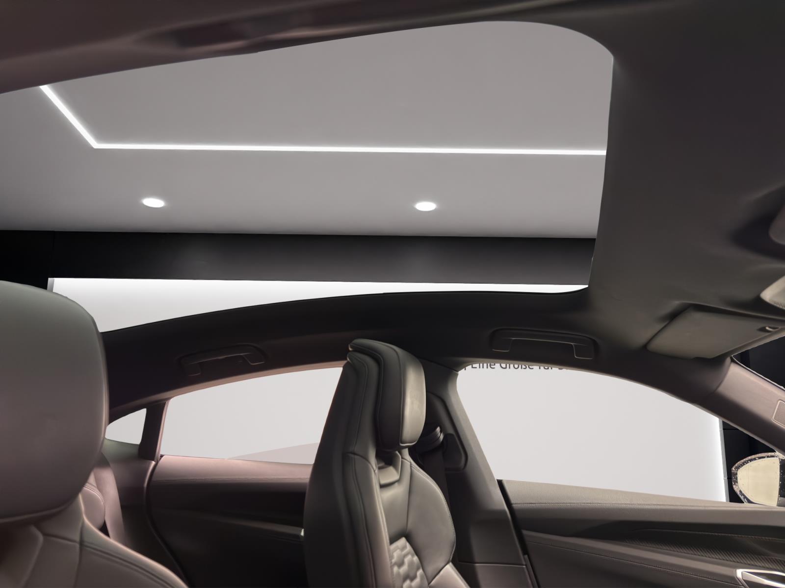 Audi e-tron GT Q PANO MATRIX NAVI+ B&O HUD