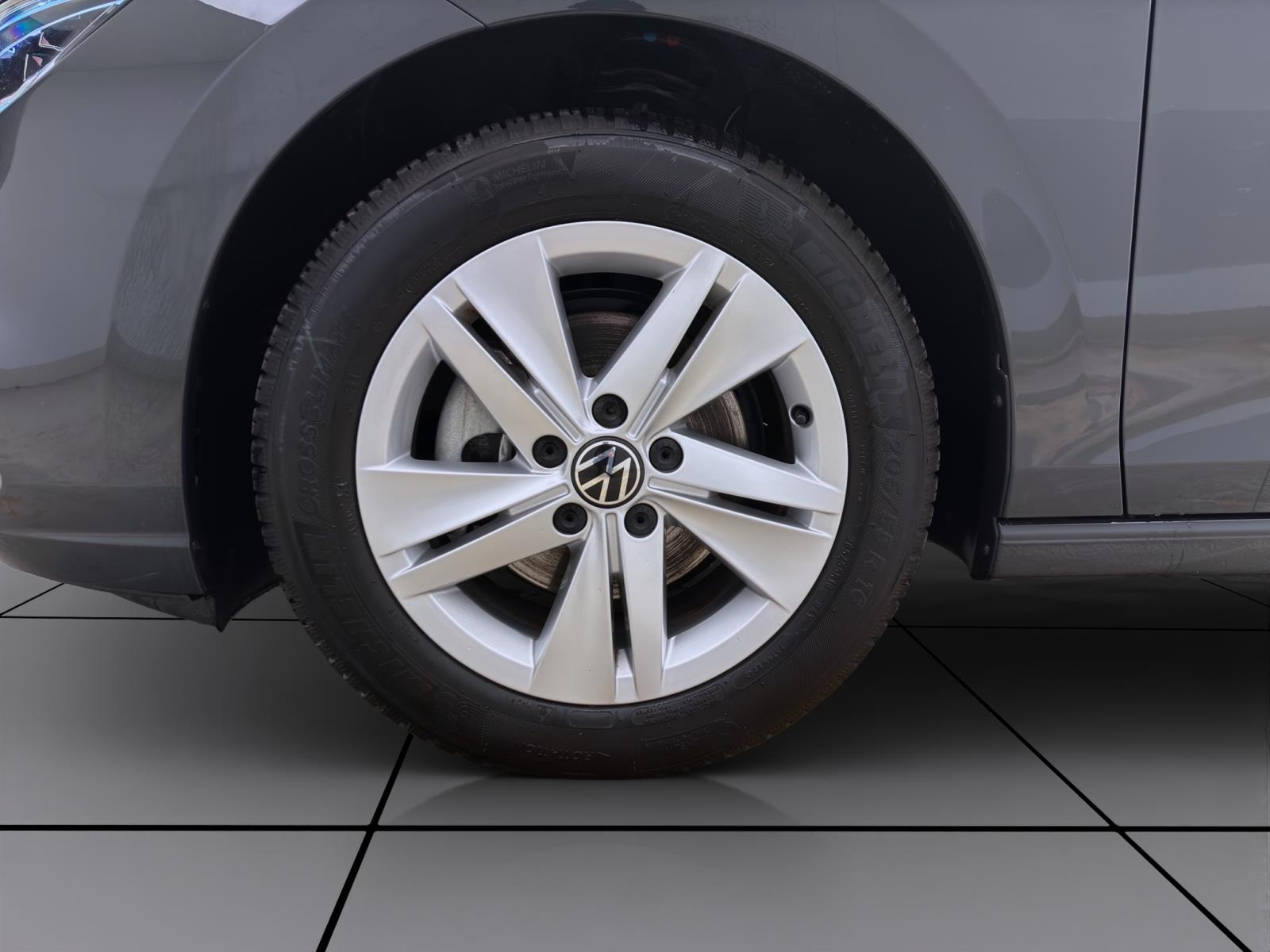 Volkswagen Golf 1.0 TSI LIFE PDC LED SITZHZG APPCONNECT