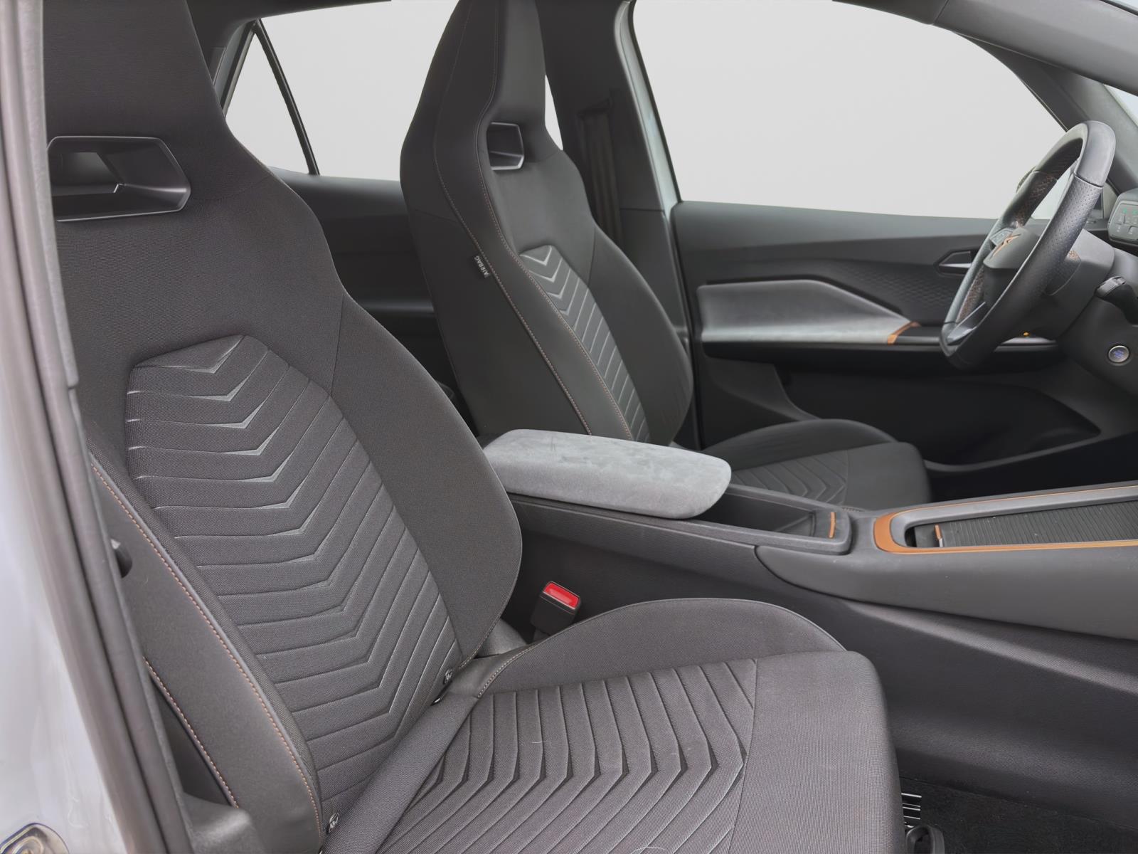 Cupra Born NAVI ACC PDC KAMERA LED