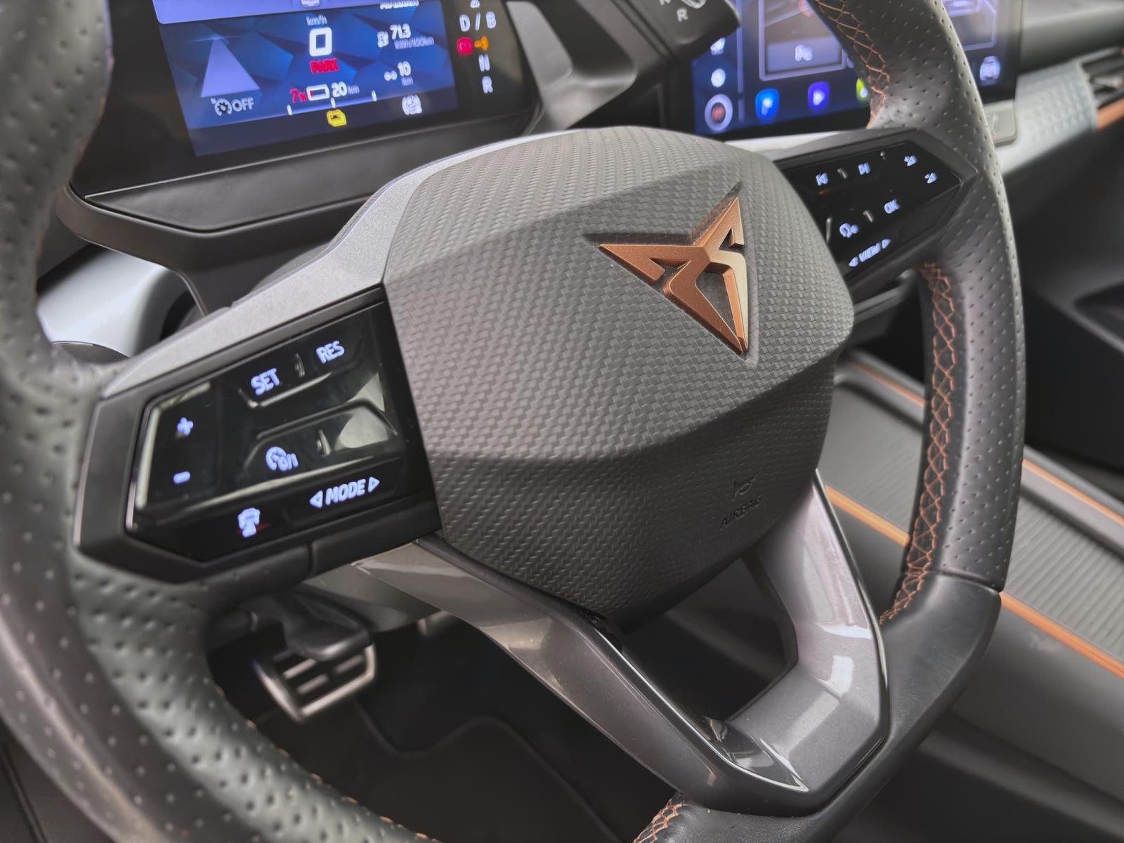 Cupra Born NAVI ACC PDC KAMERA LED