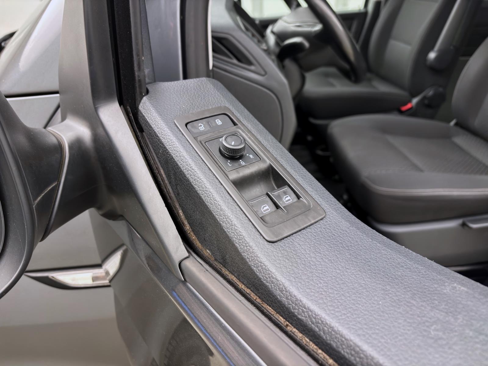 Volkswagen T6 Multivan Trendline 2,0 TDI Navi/Klima/AHK