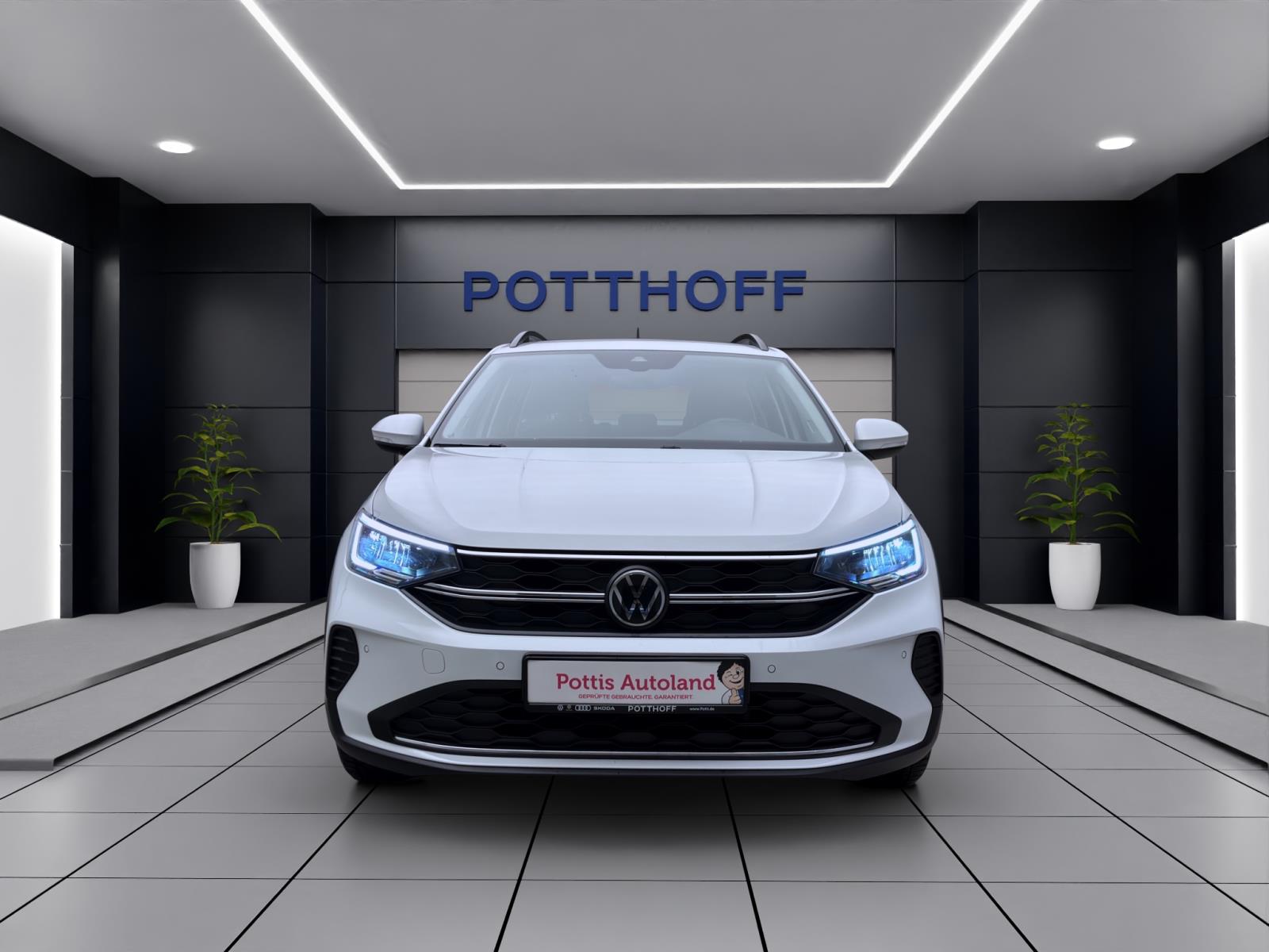 Volkswagen Taigo 1.0 TSI LIFE NAVI PDC LED SITZHZG