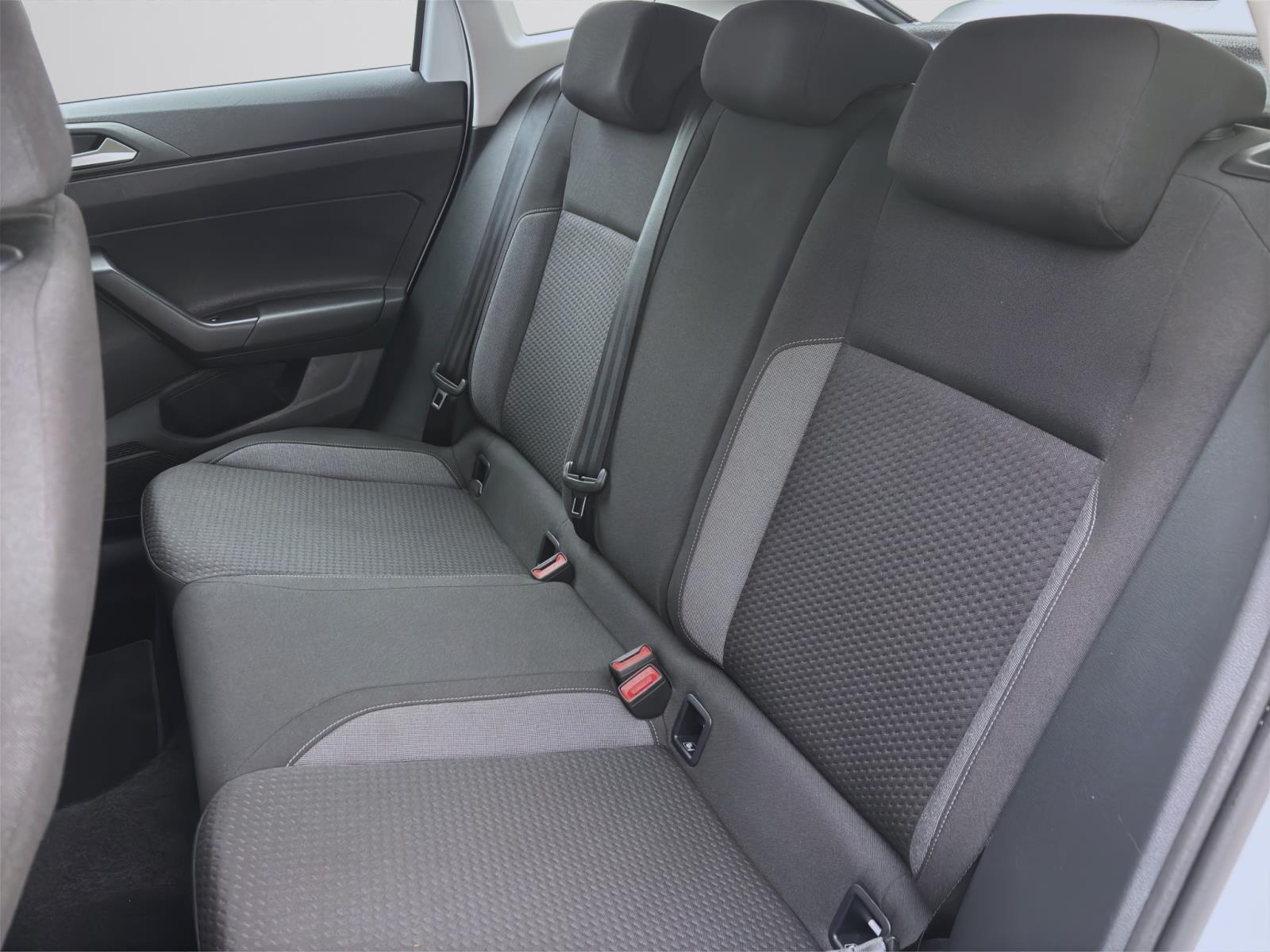 Volkswagen Taigo 1.0 TSI LIFE NAVI PDC LED SITZHZG