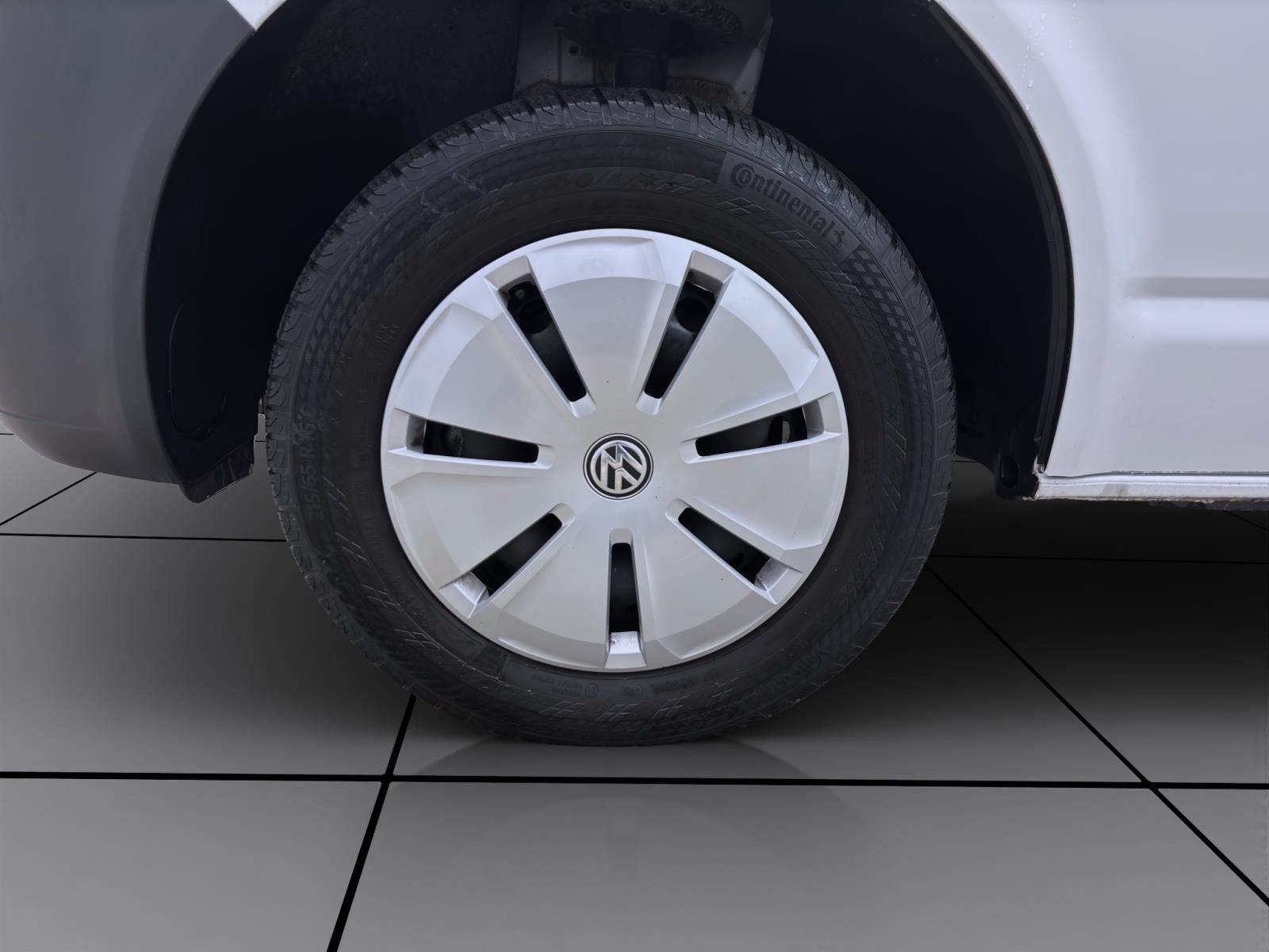 Volkswagen T6.1 Kombi 9-Sitzer 2,0 TDI Navi/Klima