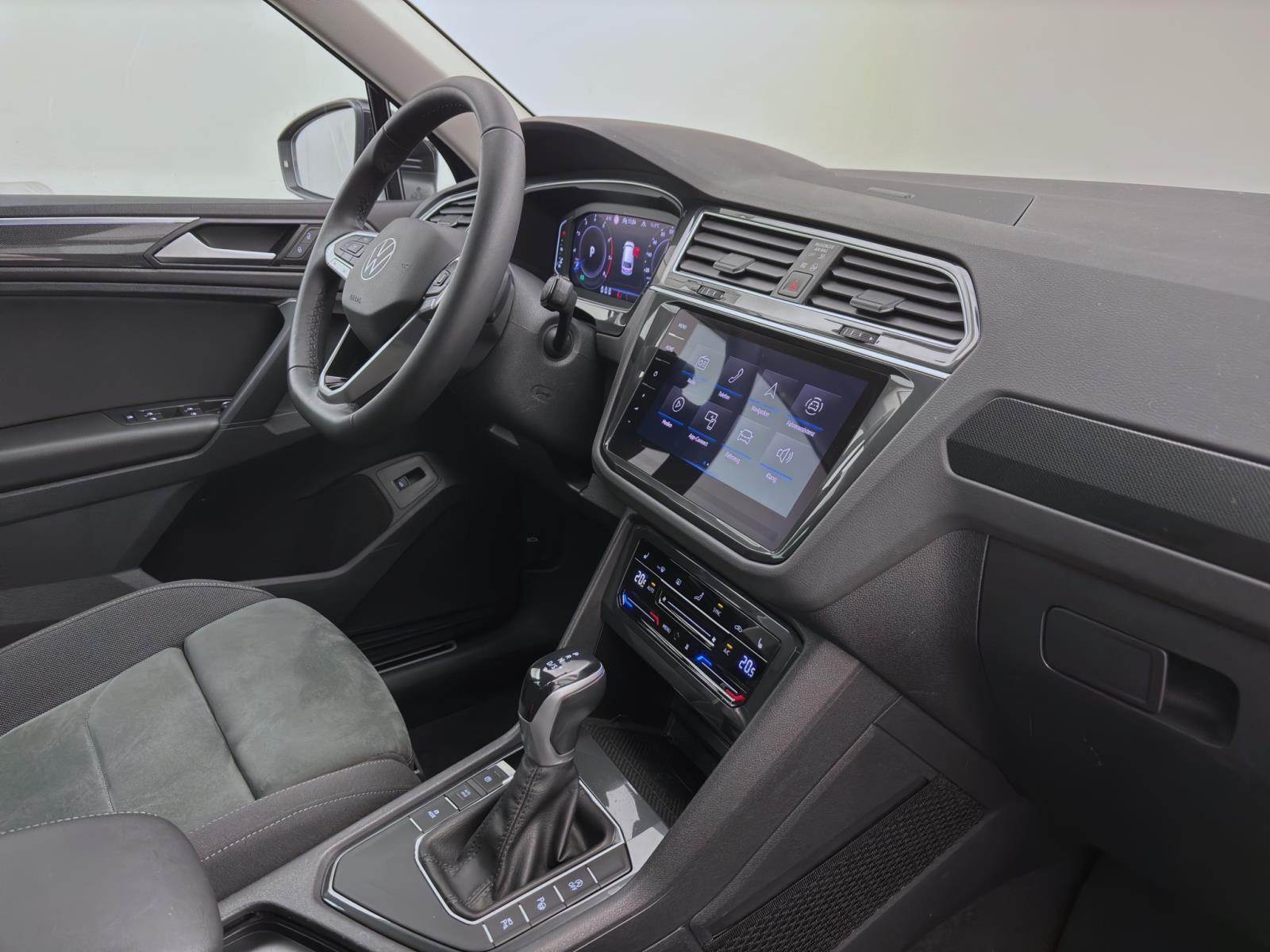 Volkswagen Tiguan 1.5 TSI DSG ELEGANCE STANDHZG ACC DCC NAVI
