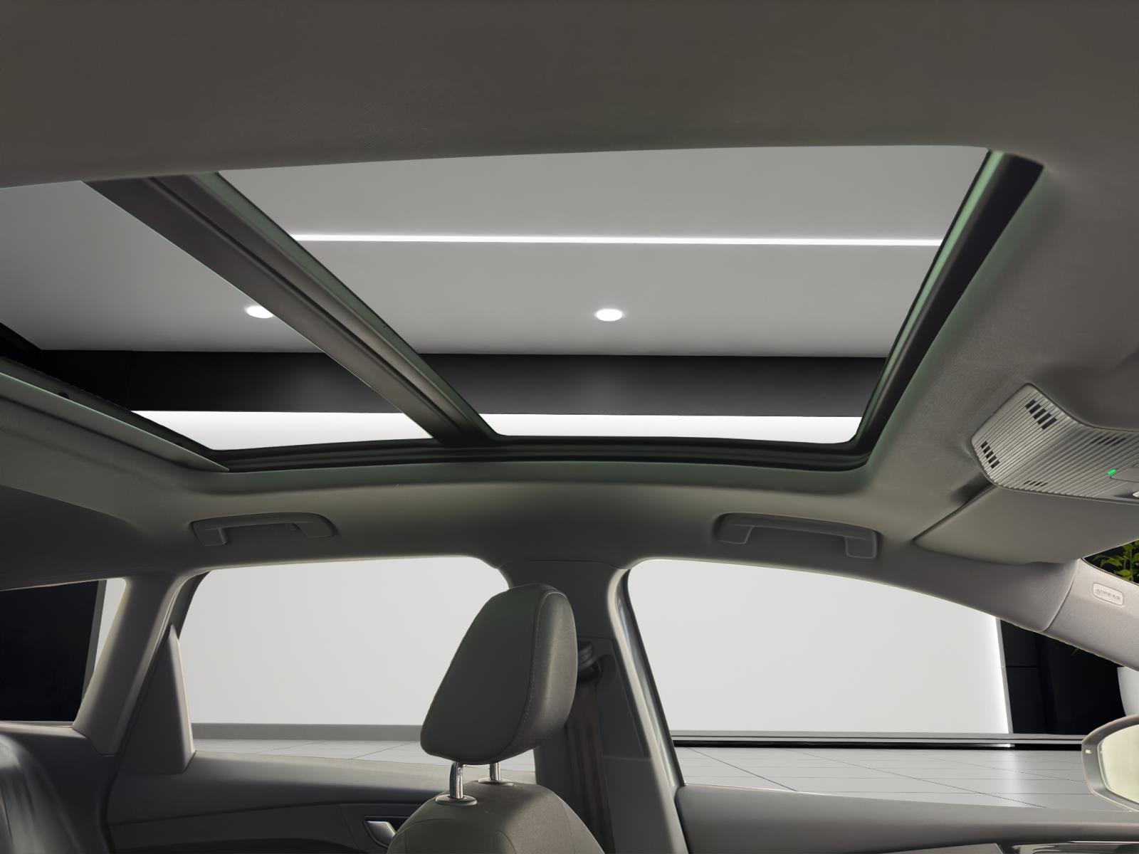Audi Q4 e-tron 35 PANO LM19 SOUND VIRTUAL NAVI+ KAMERA