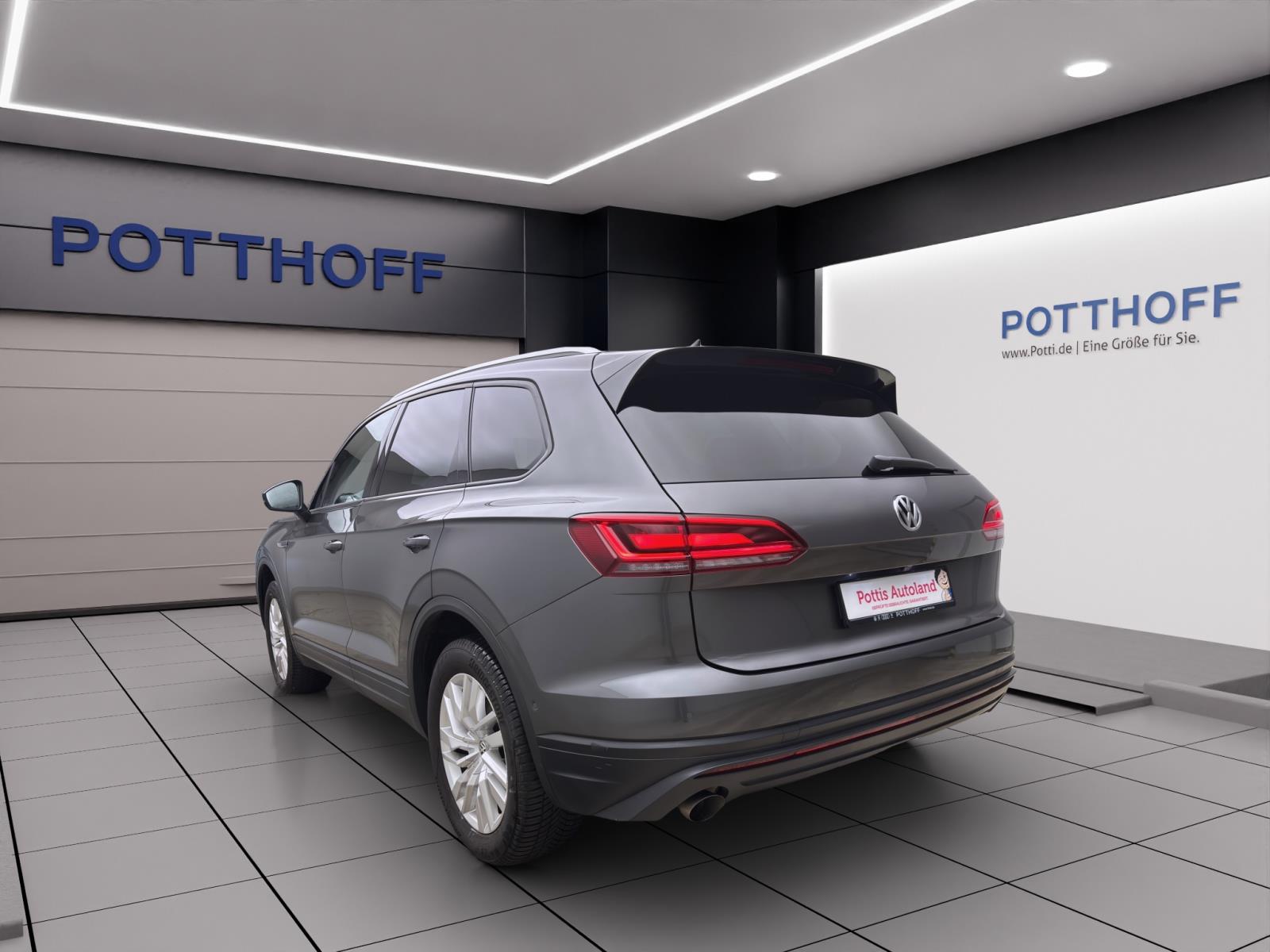 Volkswagen Touareg 3.0 TDI Tiptronic 4M STANDHZG AHK NAVI KAMERA