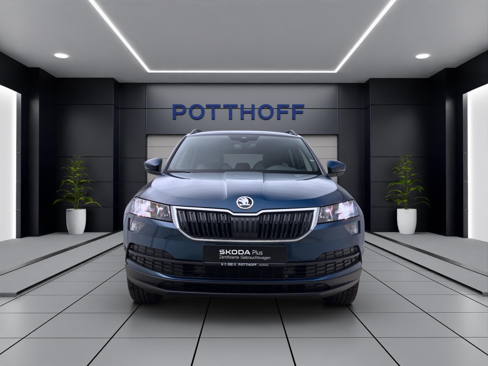 Skoda Karoq 1.5 TSI Style AHK ACC PDC Navi Sitzhzg TravelAssist